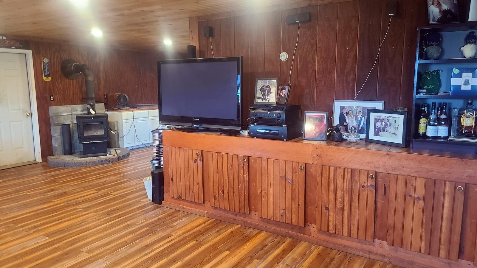 323 Castle Hill Road Property Photo 23