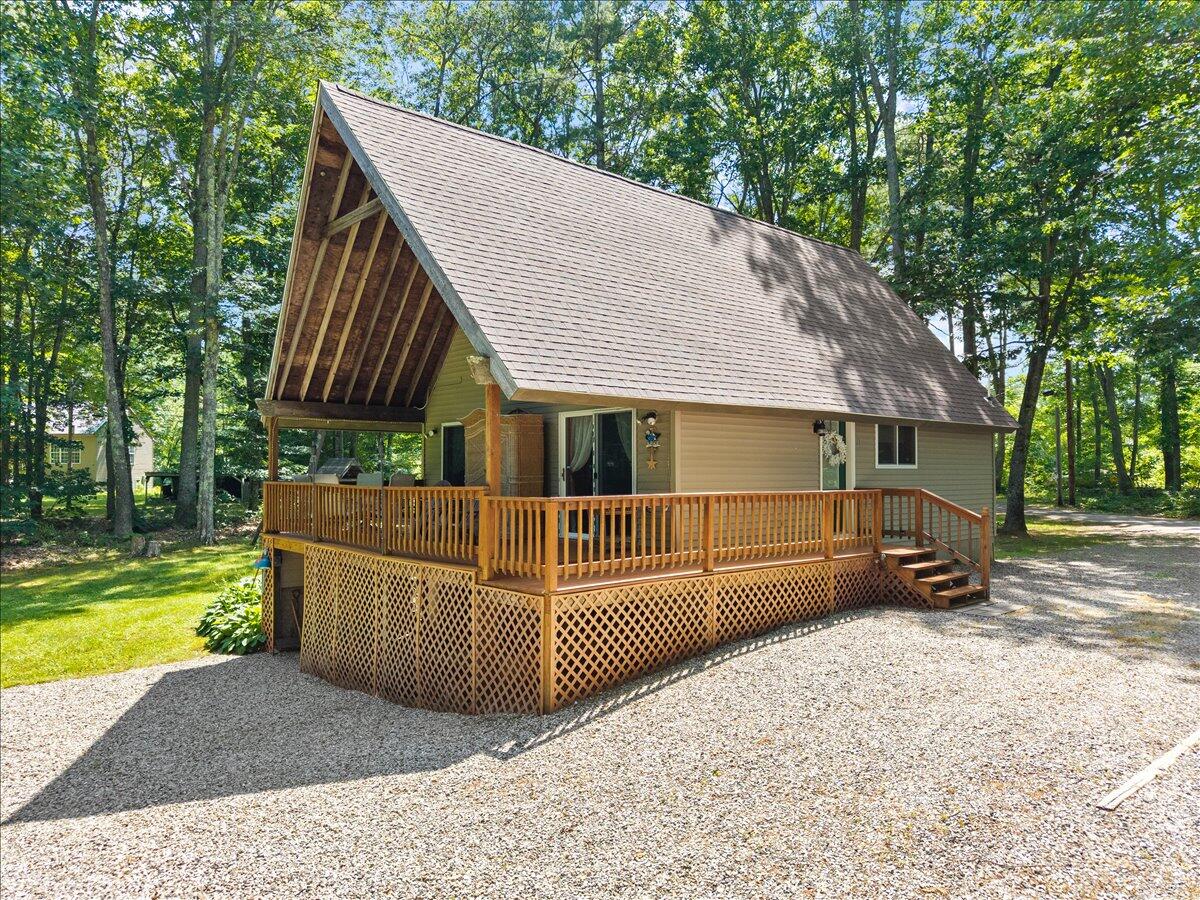 17 Peaceful Lane Property Photo 3