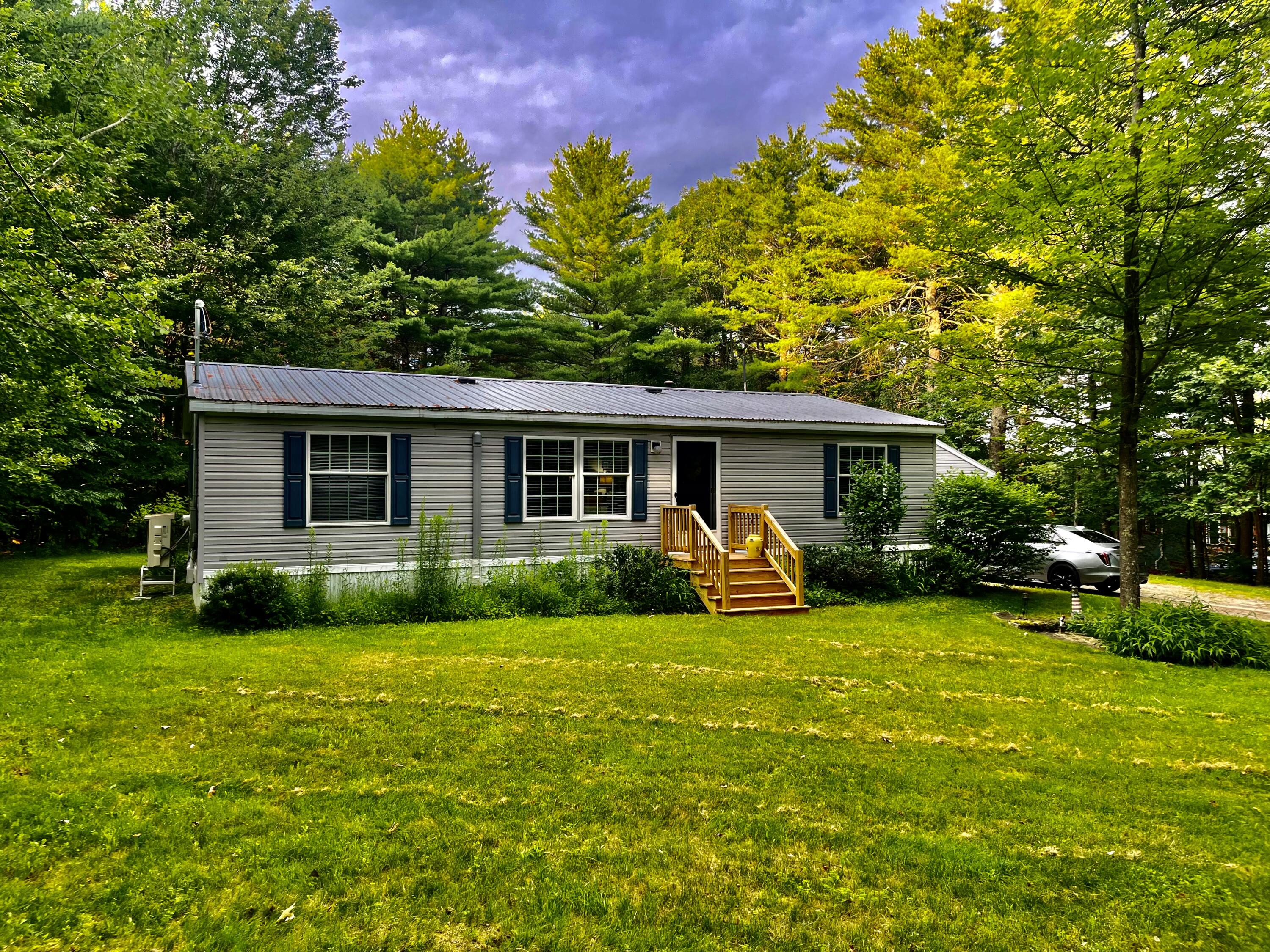 192 Temple Hill Road Property Photo 2