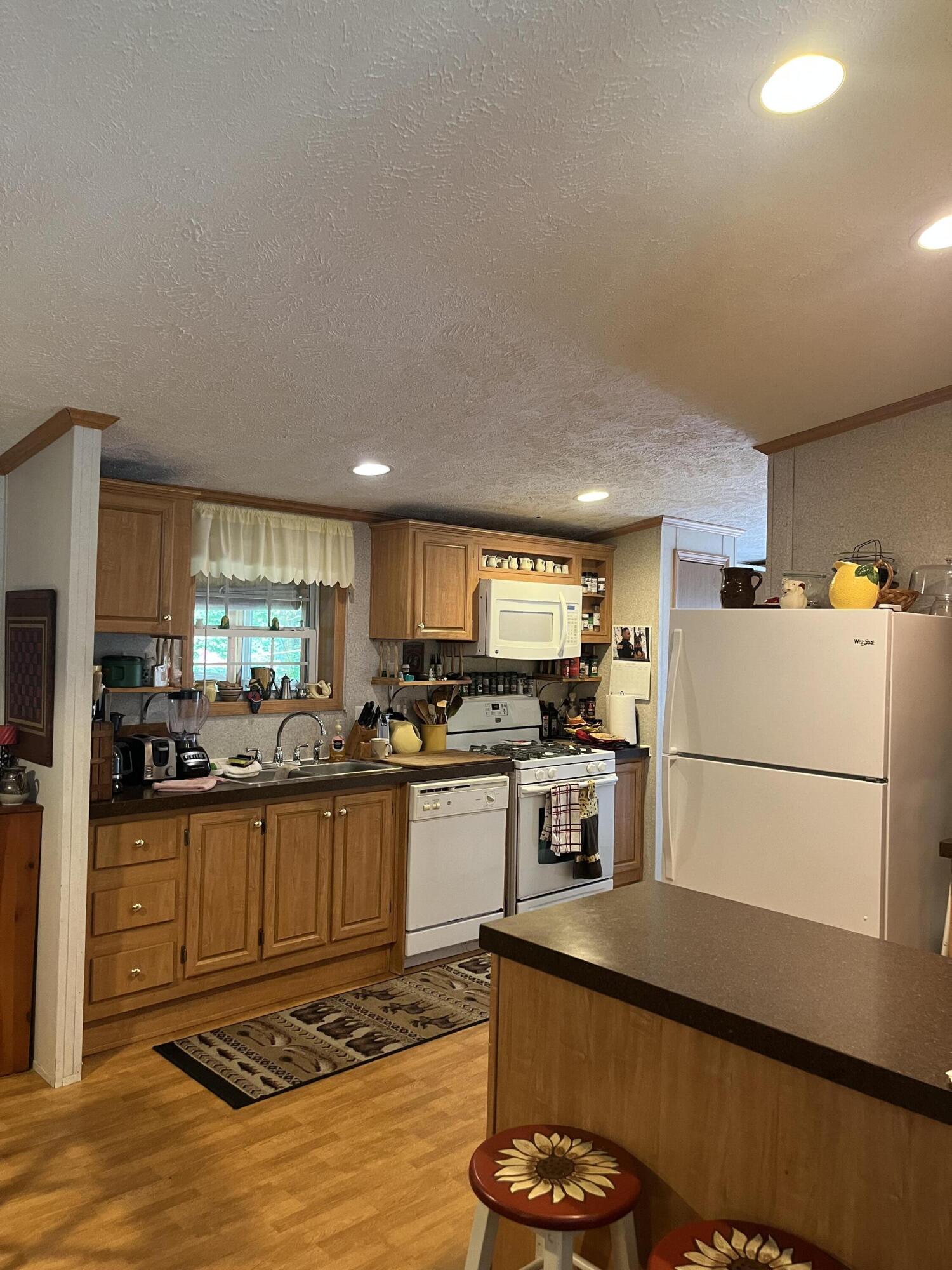 192 Temple Hill Road Property Photo 14