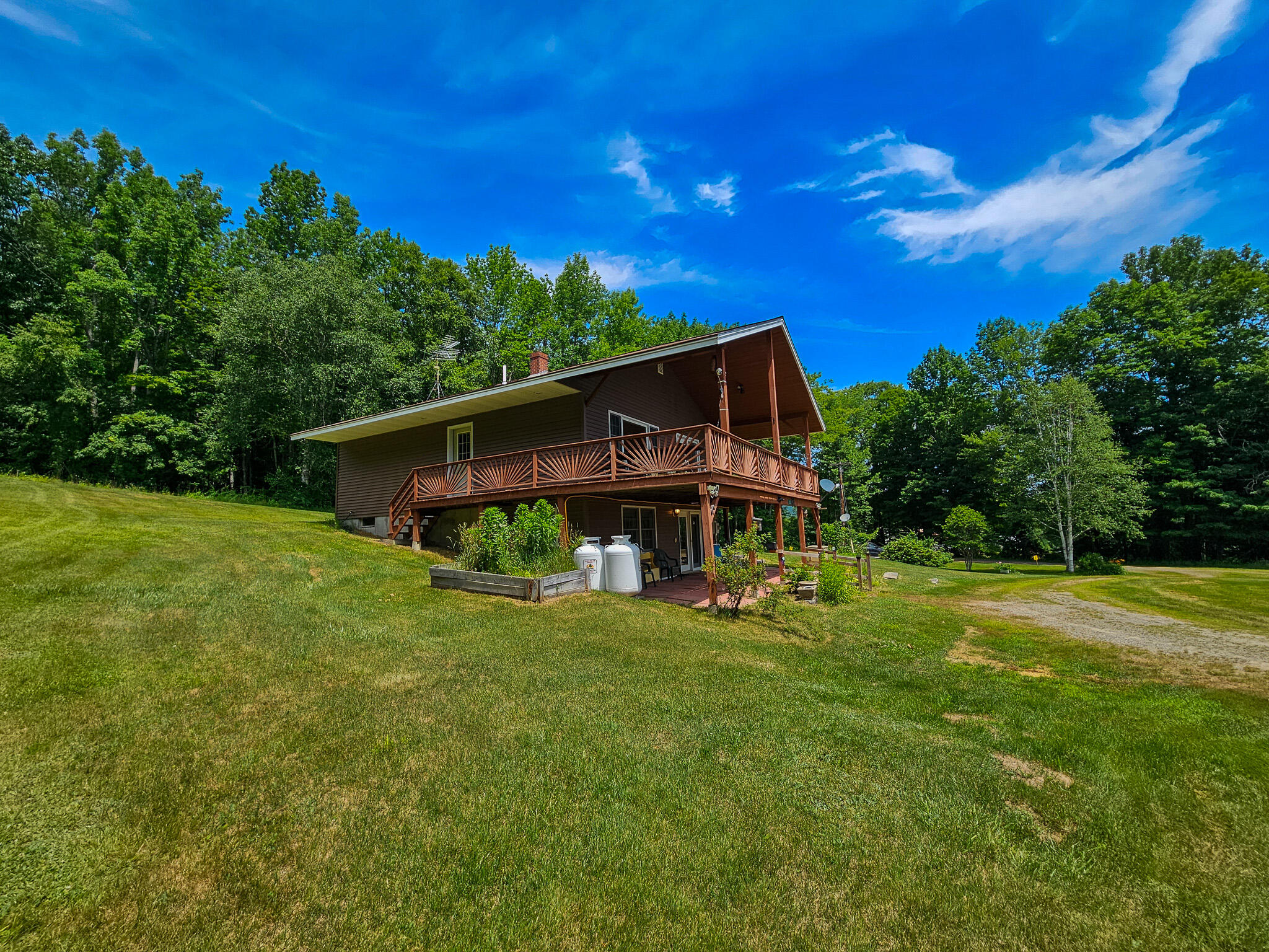 127 Ross Avenue Property Photo 8