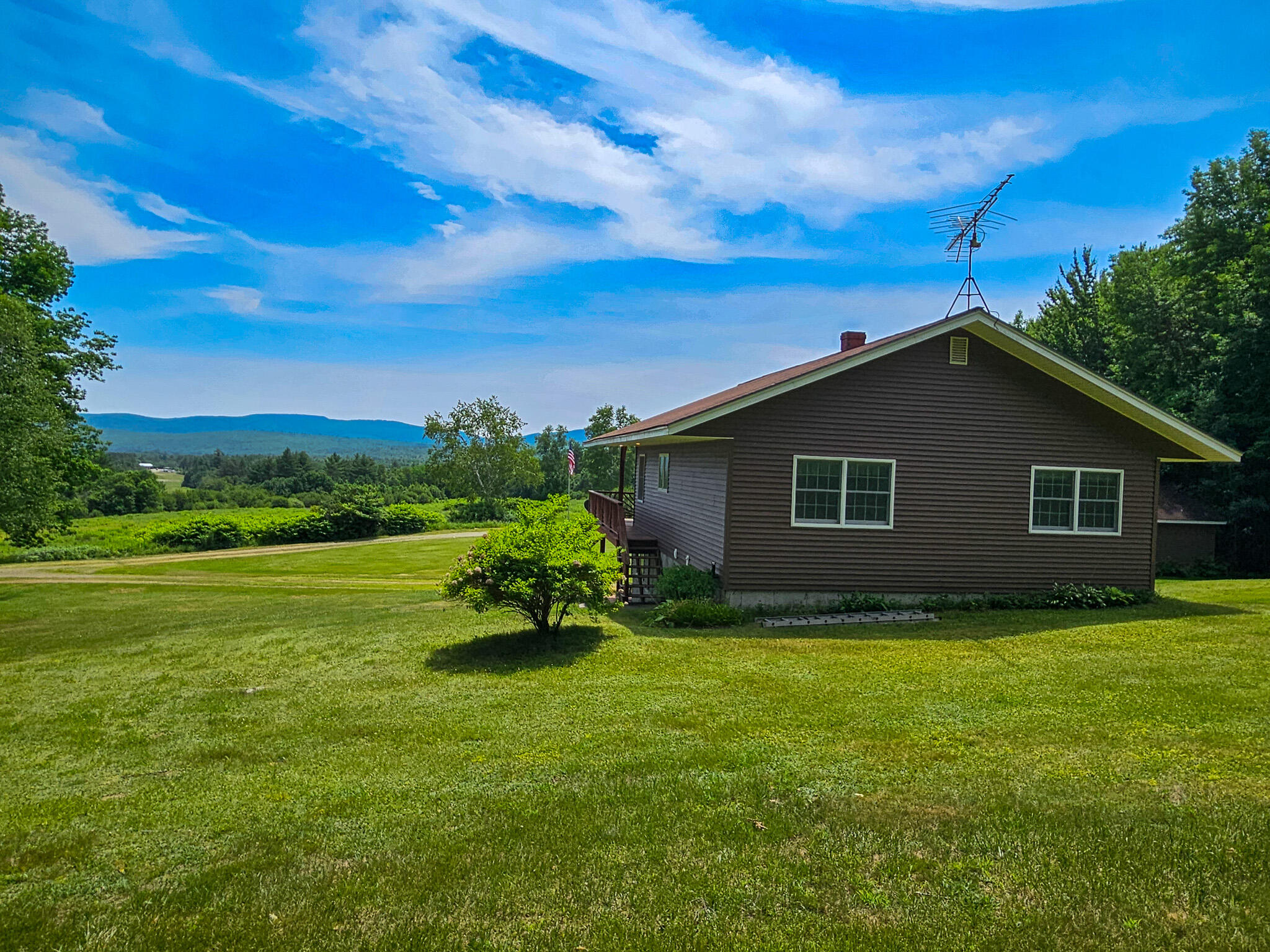 127 Ross Avenue Property Photo 16