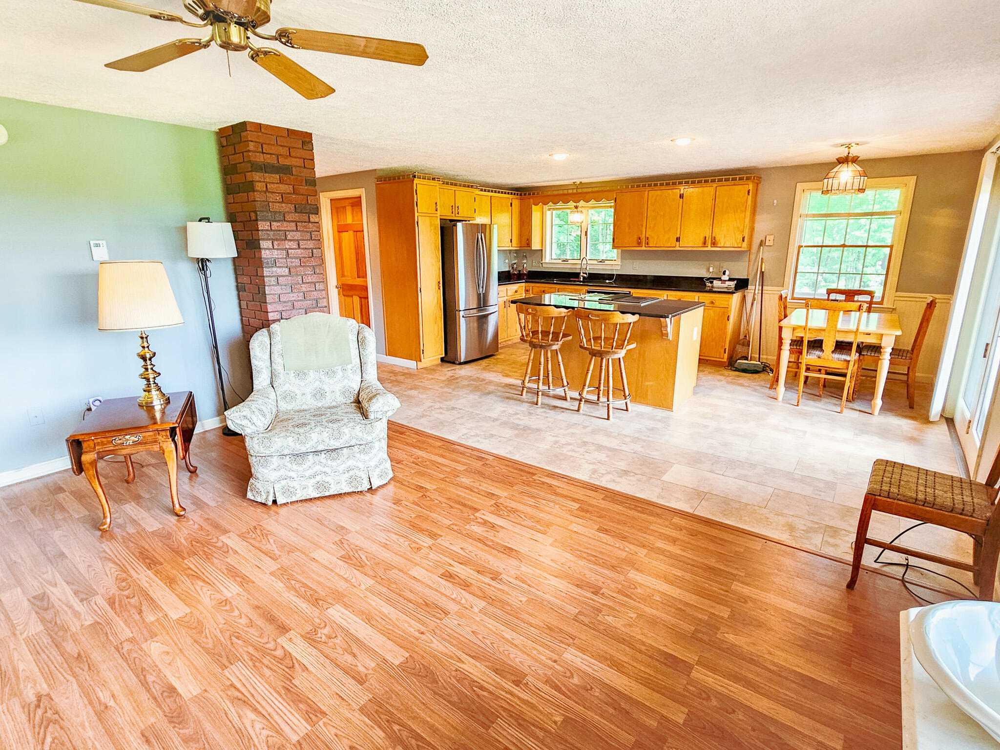 127 Ross Avenue Property Photo 23