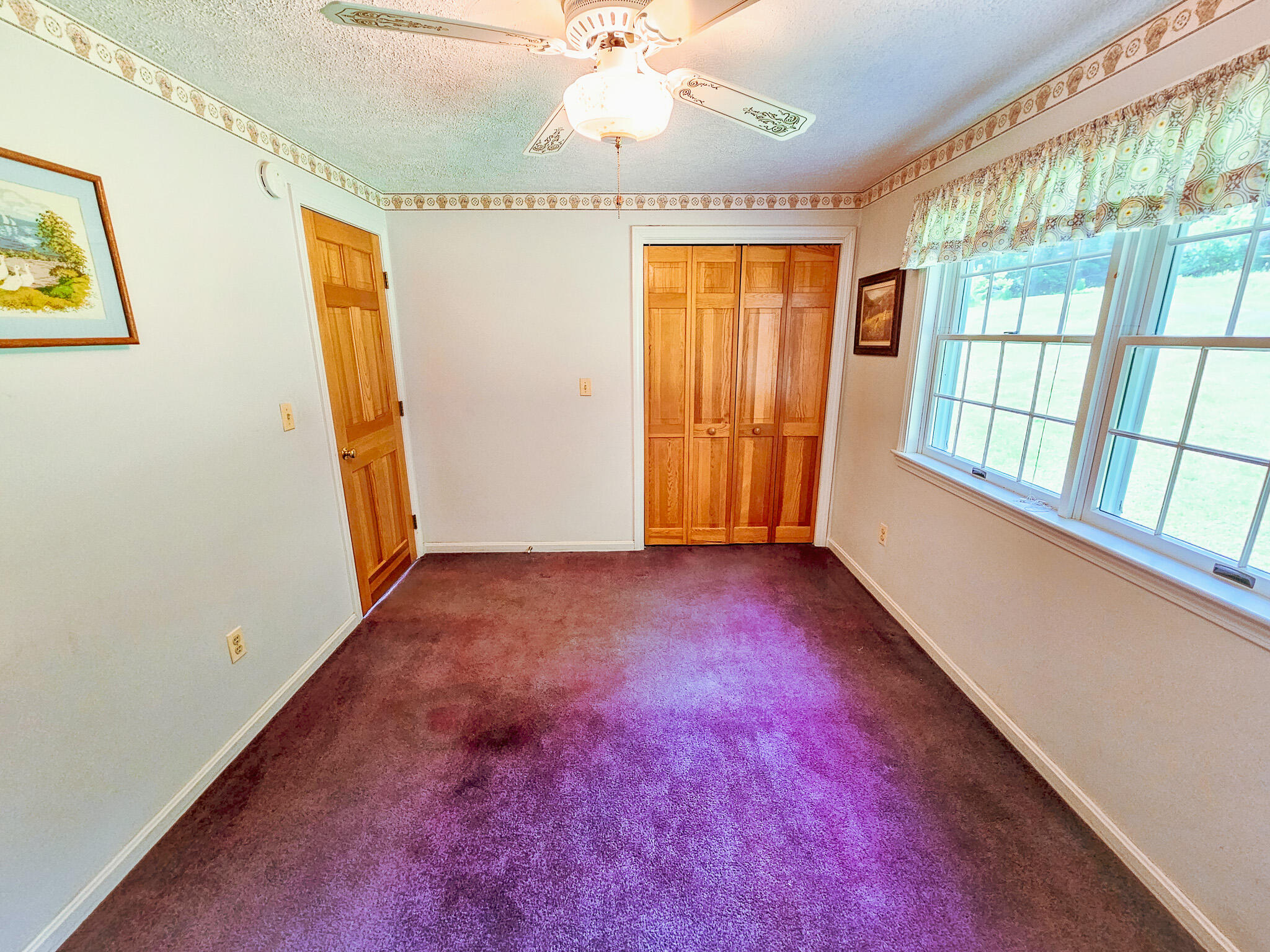 127 Ross Avenue Property Photo 43