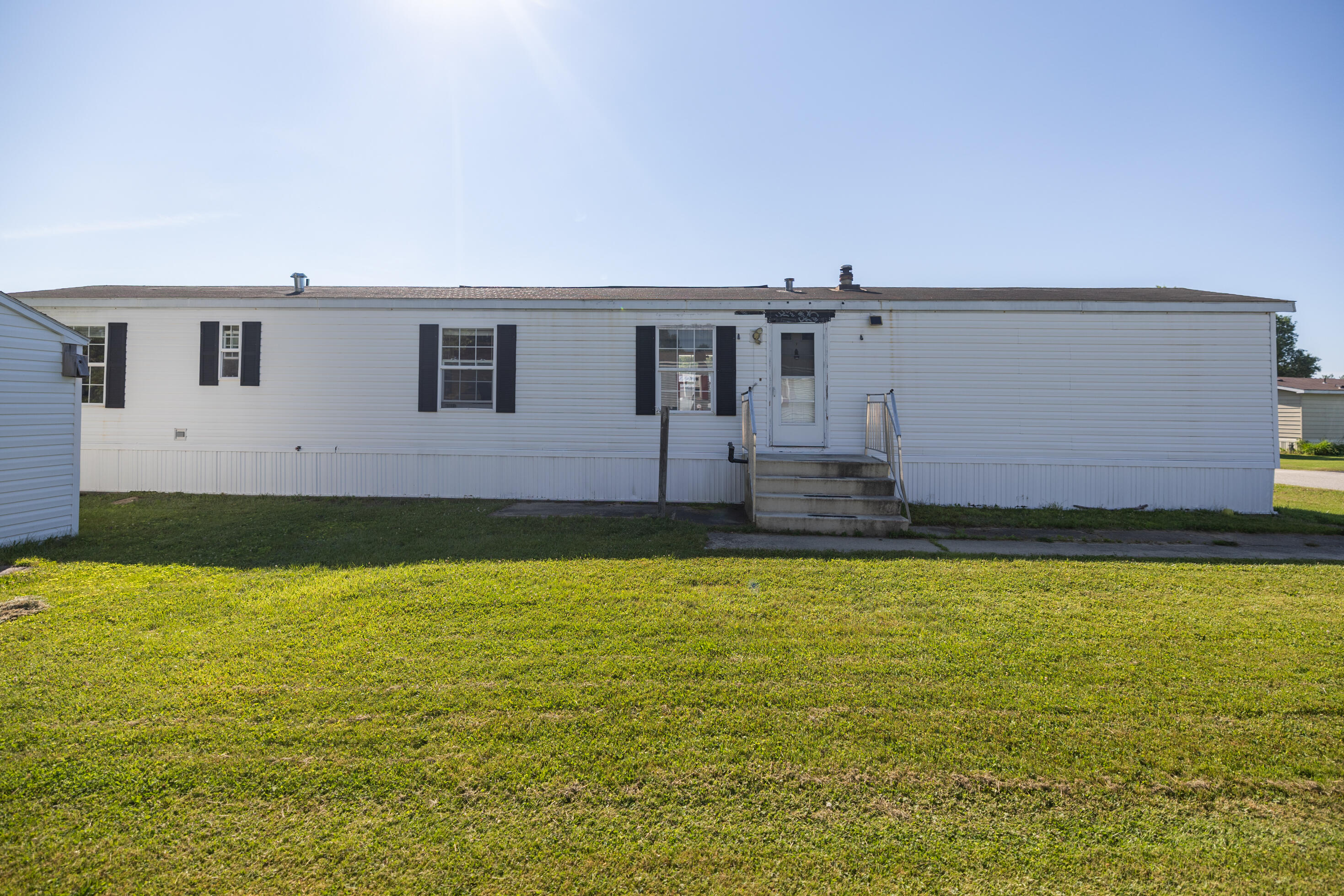 4 Mark Street Property Photo 2