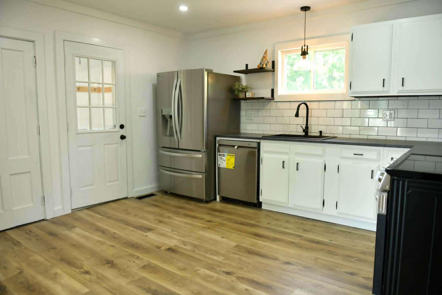 76 Court Street Property Photo 7