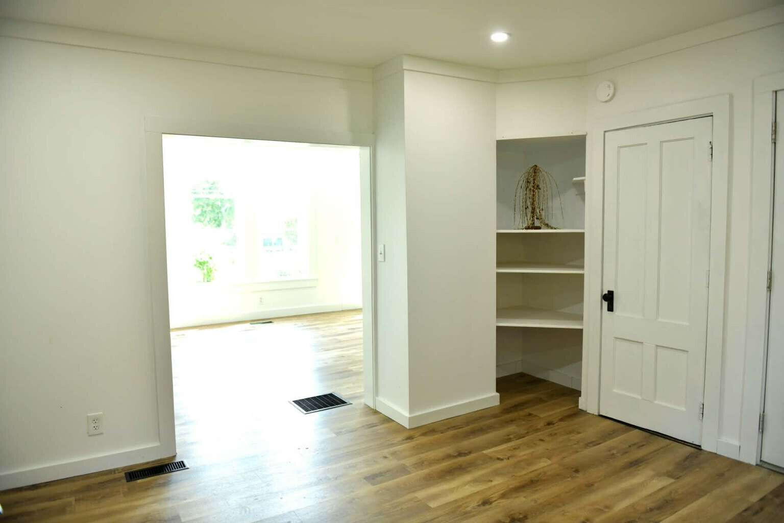 76 Court Street Property Photo 8