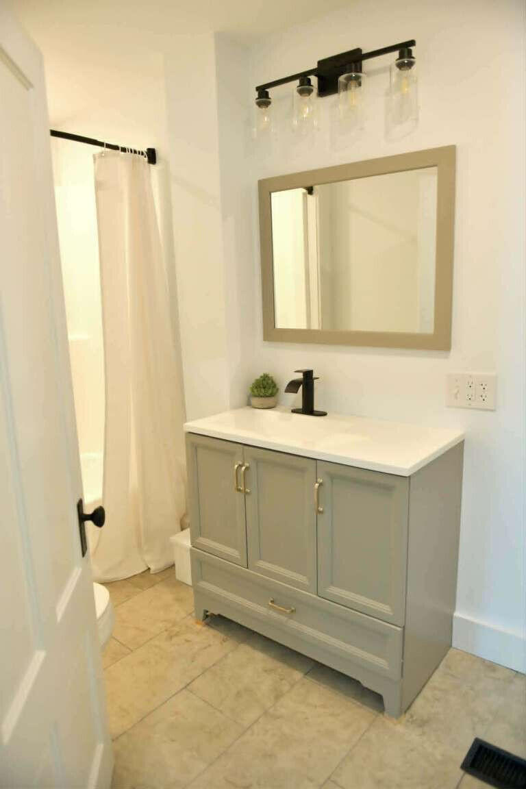 76 Court Street Property Photo 9