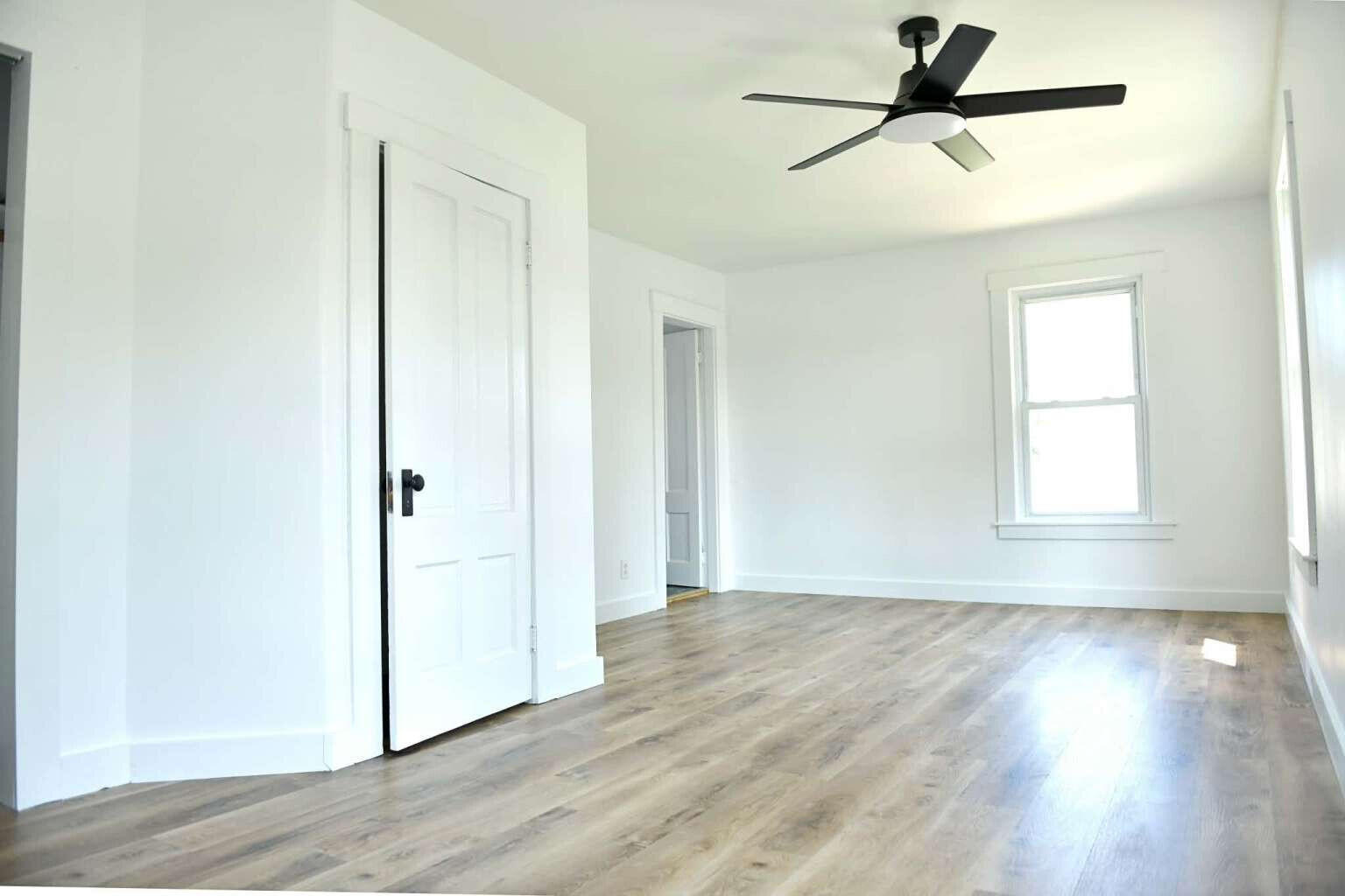 76 Court Street Property Photo 18