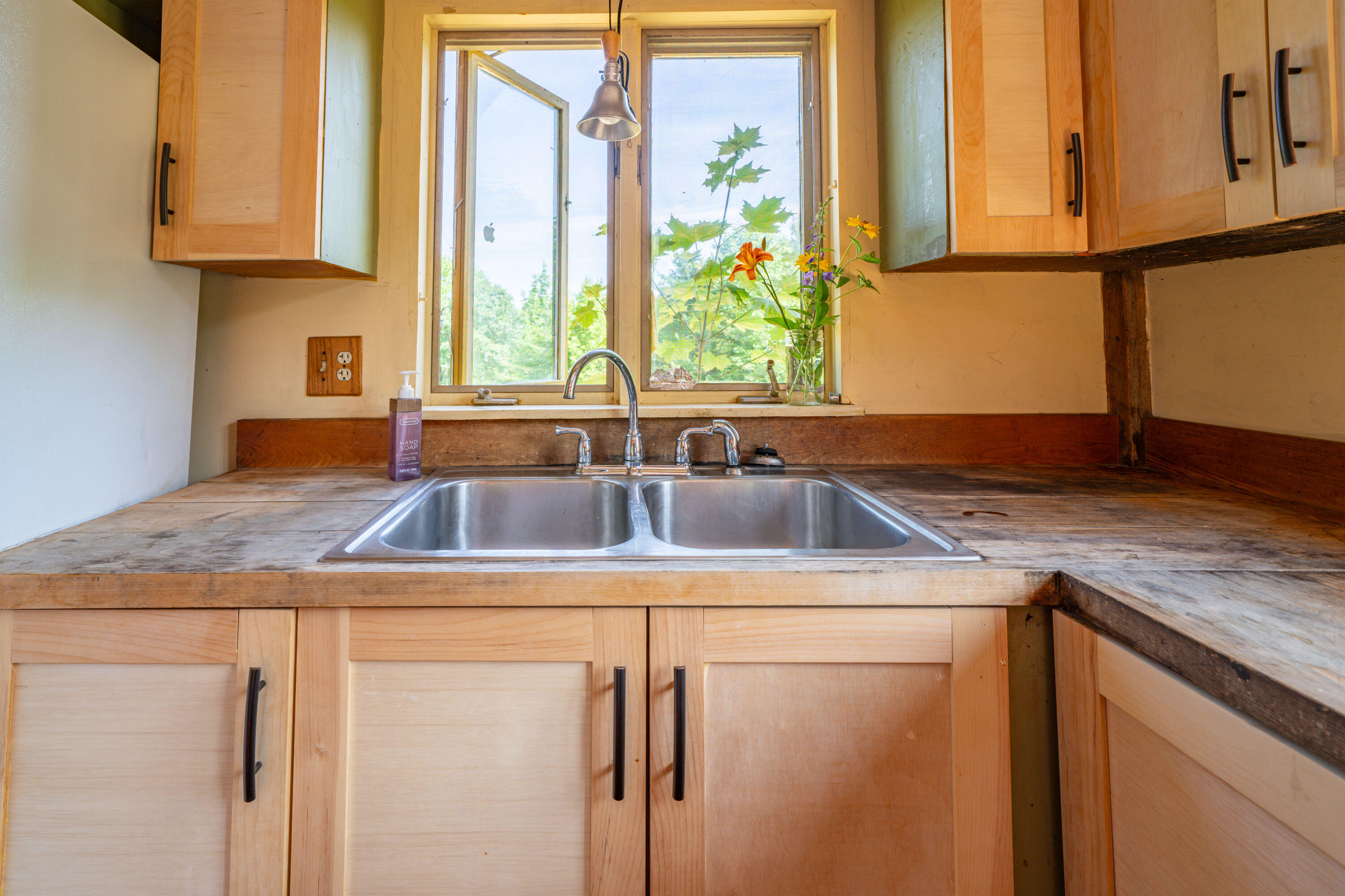 416 Lincolnville Avenue Property Photo 15