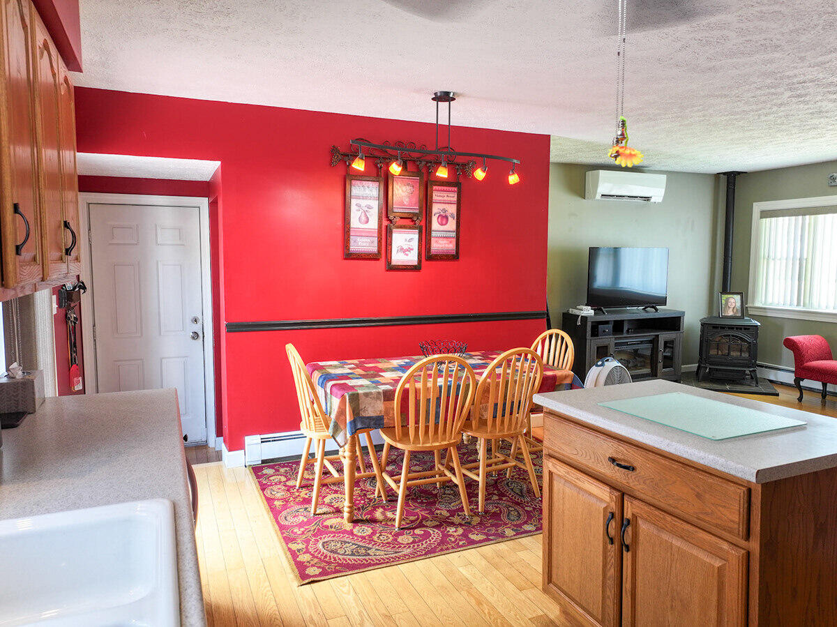 15 Kevin Street Property Photo 5