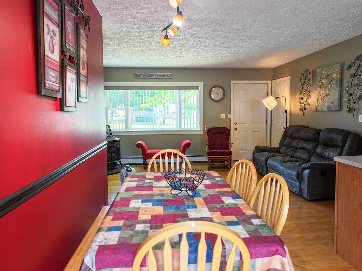 15 Kevin Street Property Photo 7