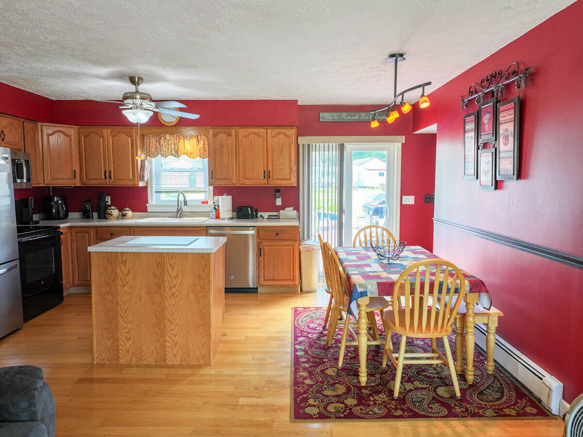 15 Kevin Street Property Photo 11
