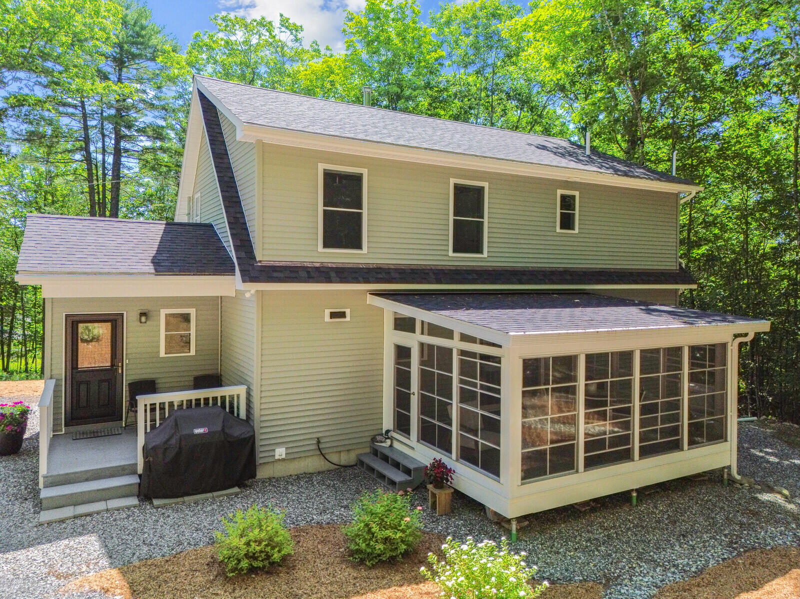 7 Hemlock Estates Property Photo 2