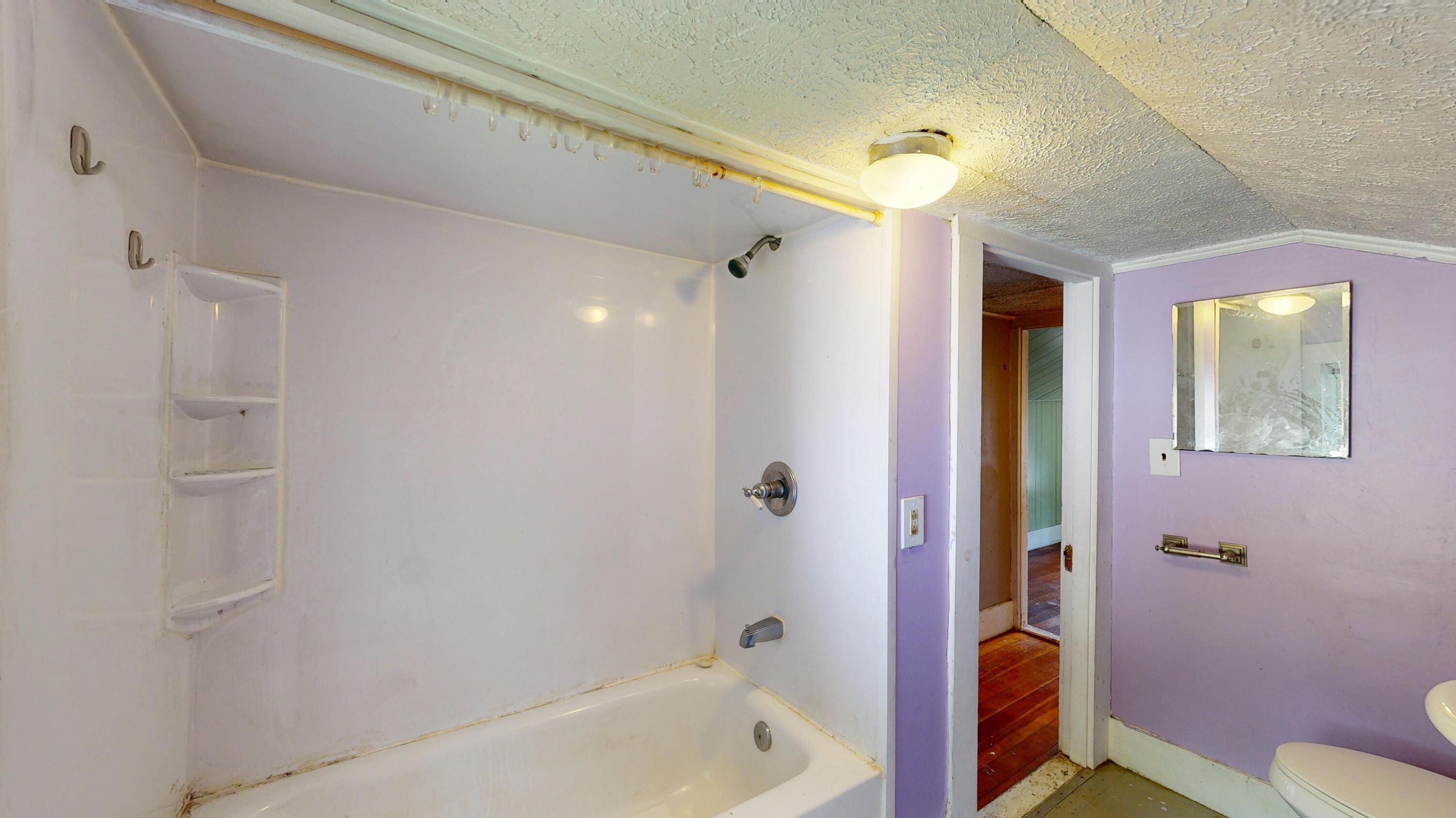 403 Summer Street Property Photo 25