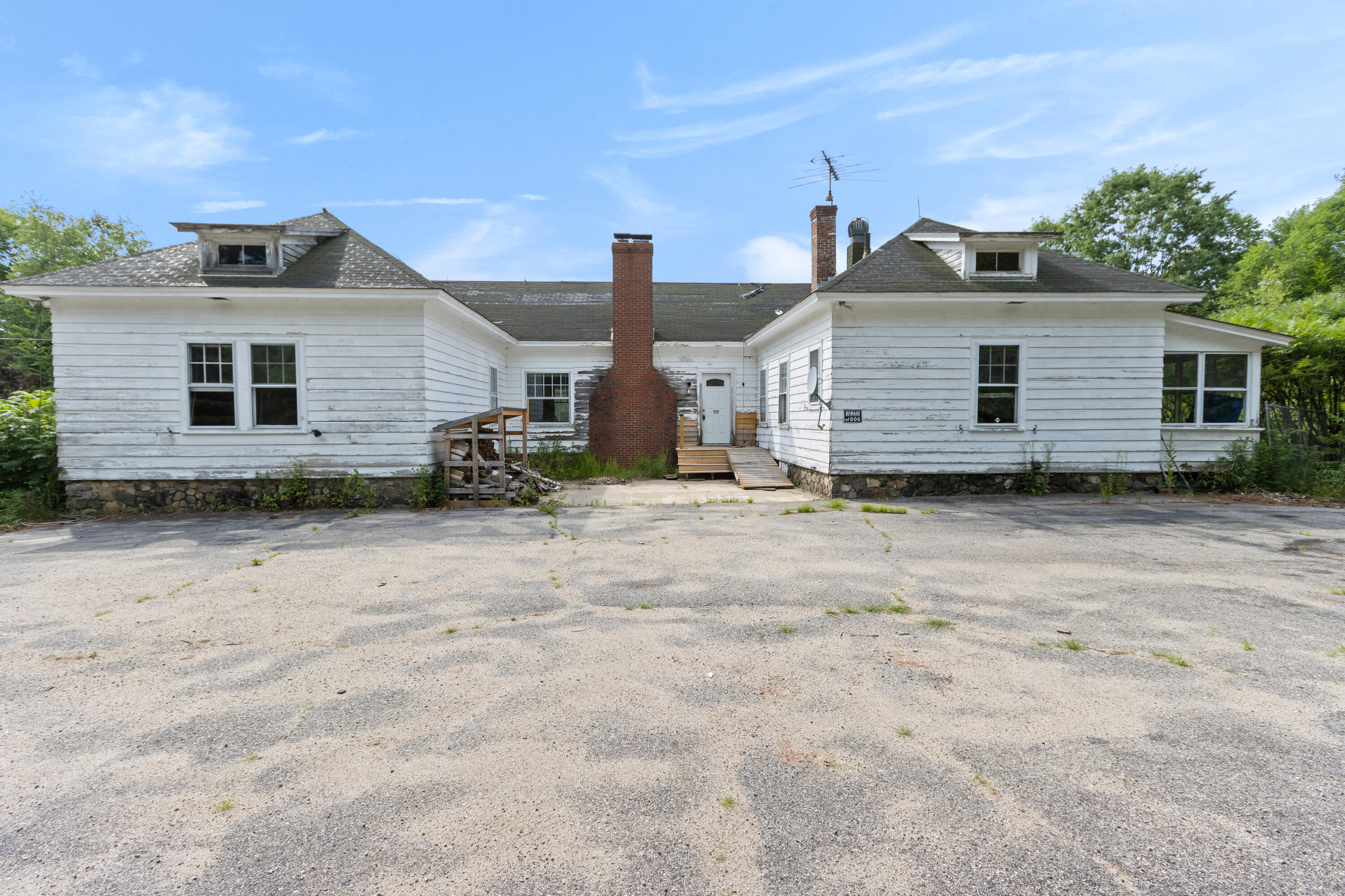 38 Sampson Lane Property Photo 4