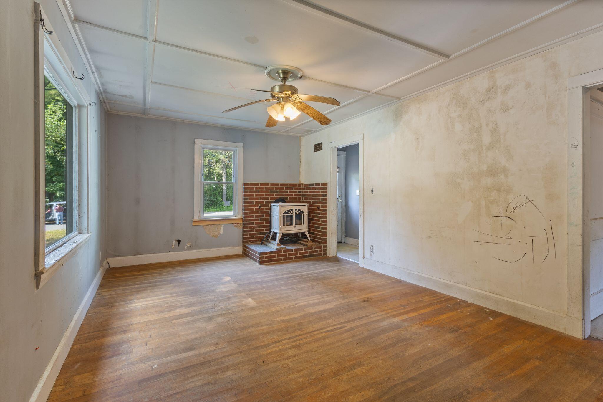 72 First Rangeway Property Photo 7