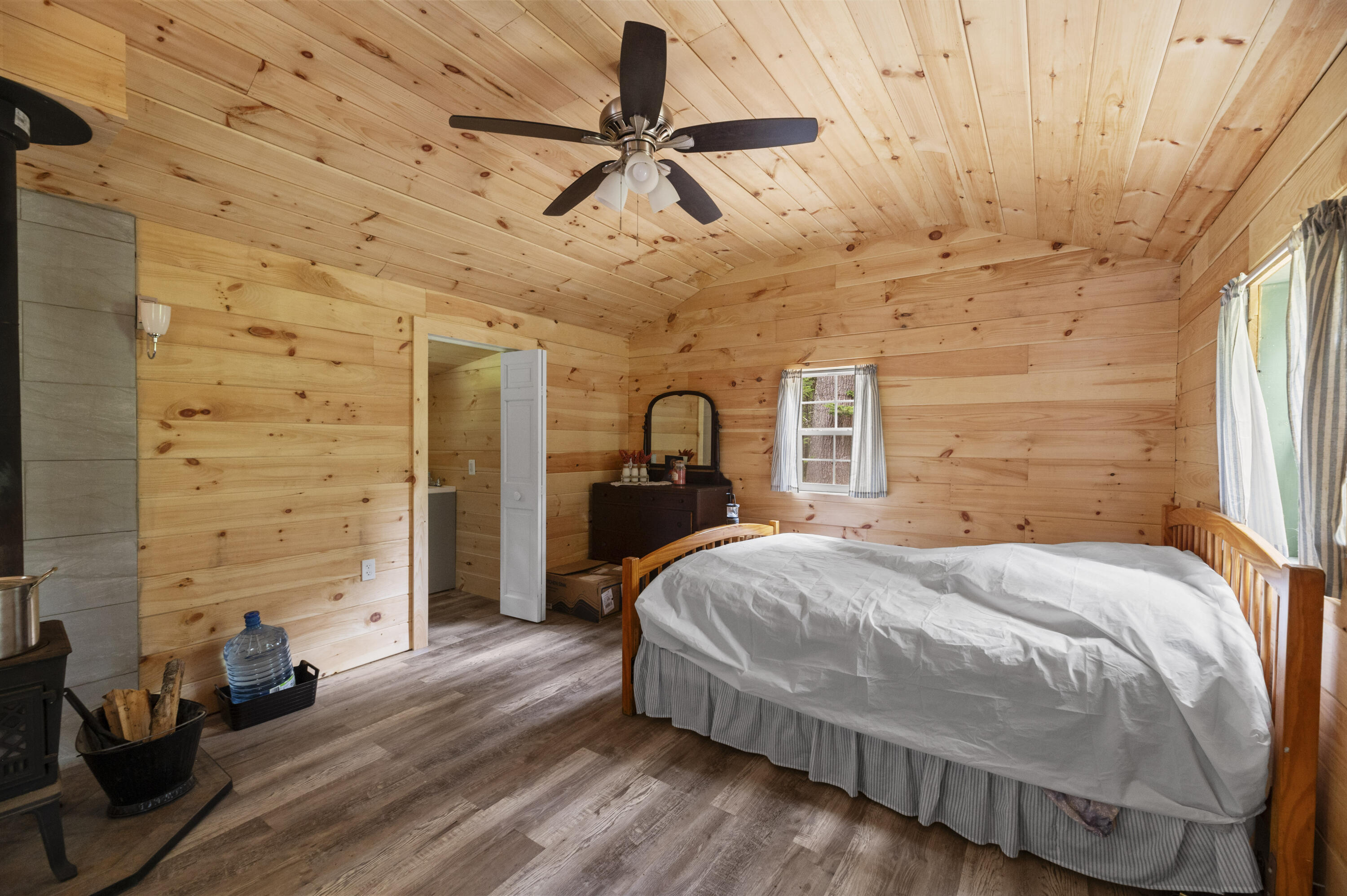 2 Emery Farm Road Property Photo 6