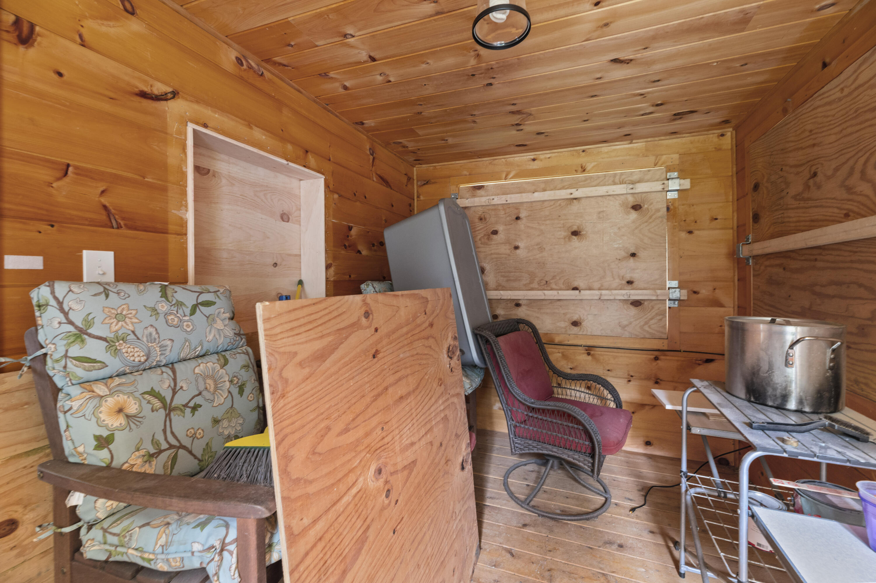 2 Emery Farm Road Property Photo 14