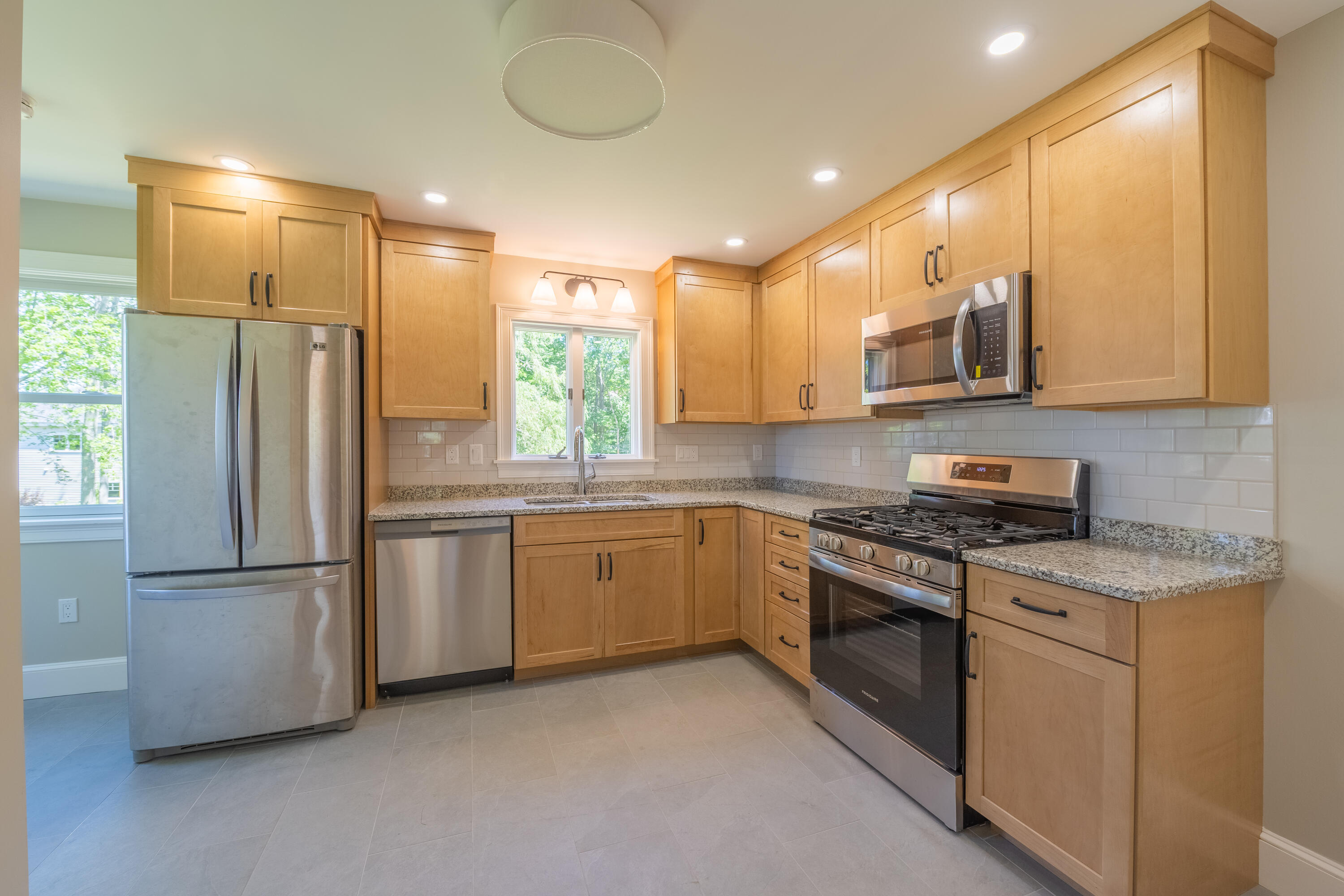 83 Capisic Street Property Photo 14