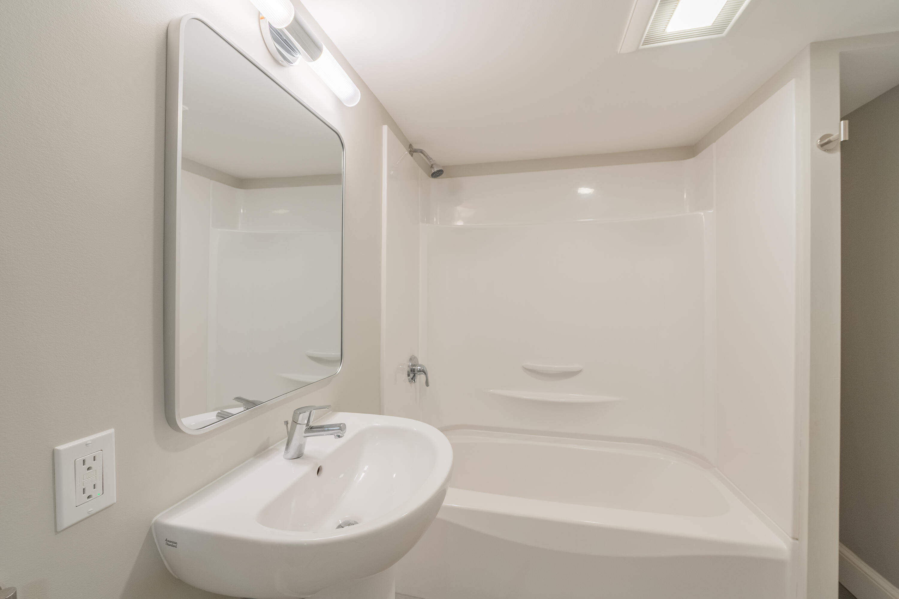 83 Capisic Street Property Photo 21