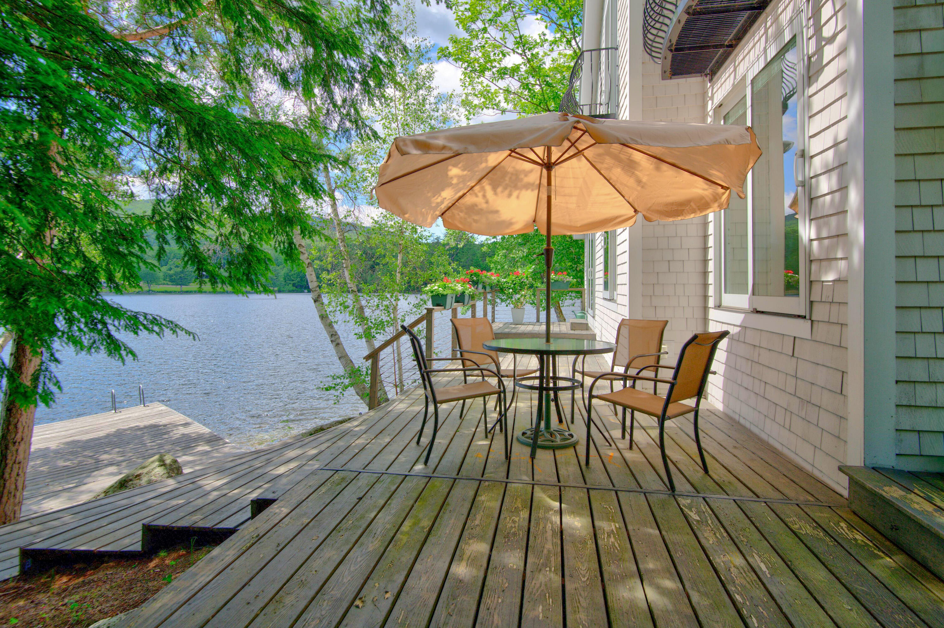 87 E Twitchell Pond Road Property Photo 1