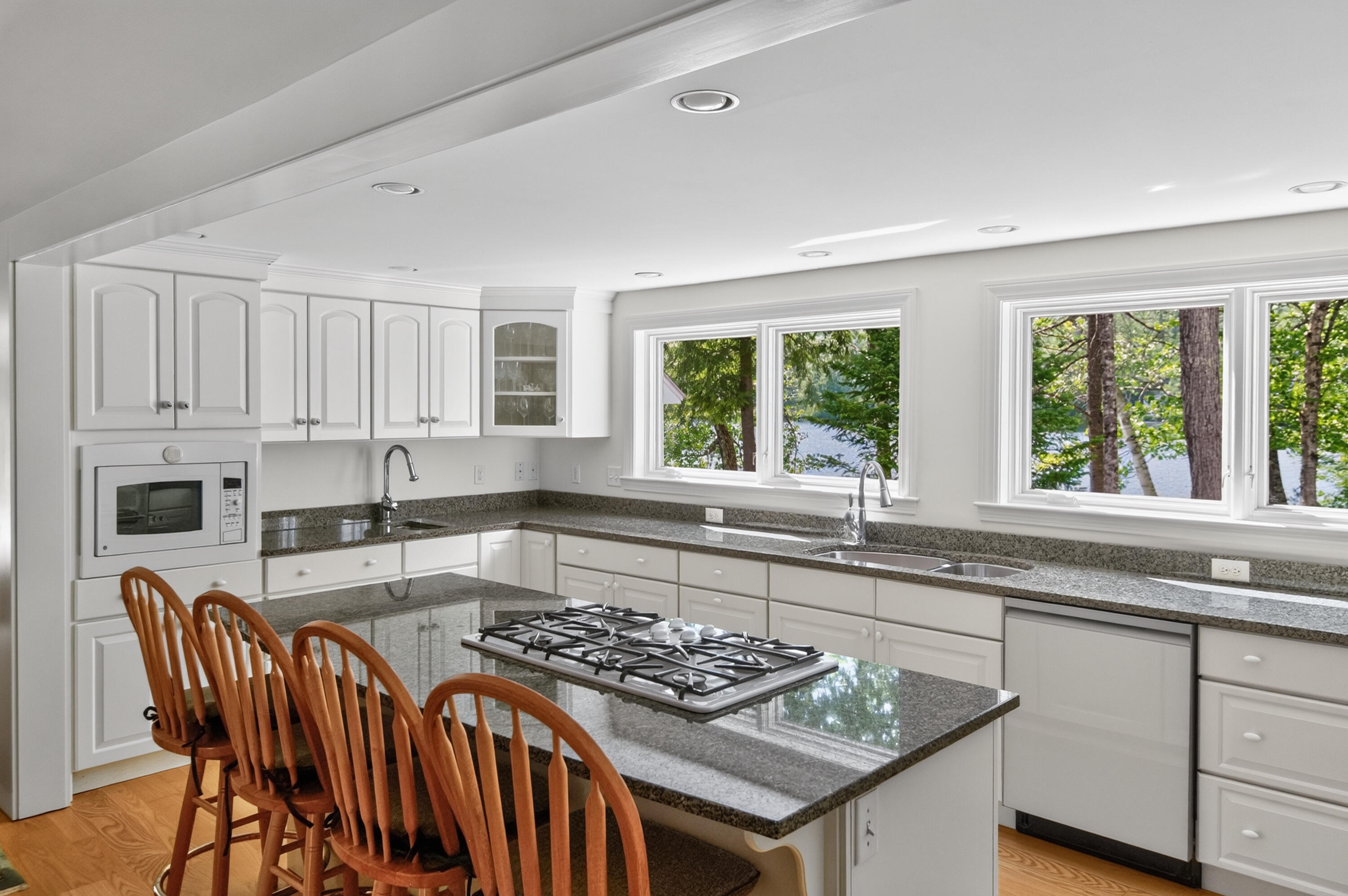 87 E Twitchell Pond Road Property Photo 14