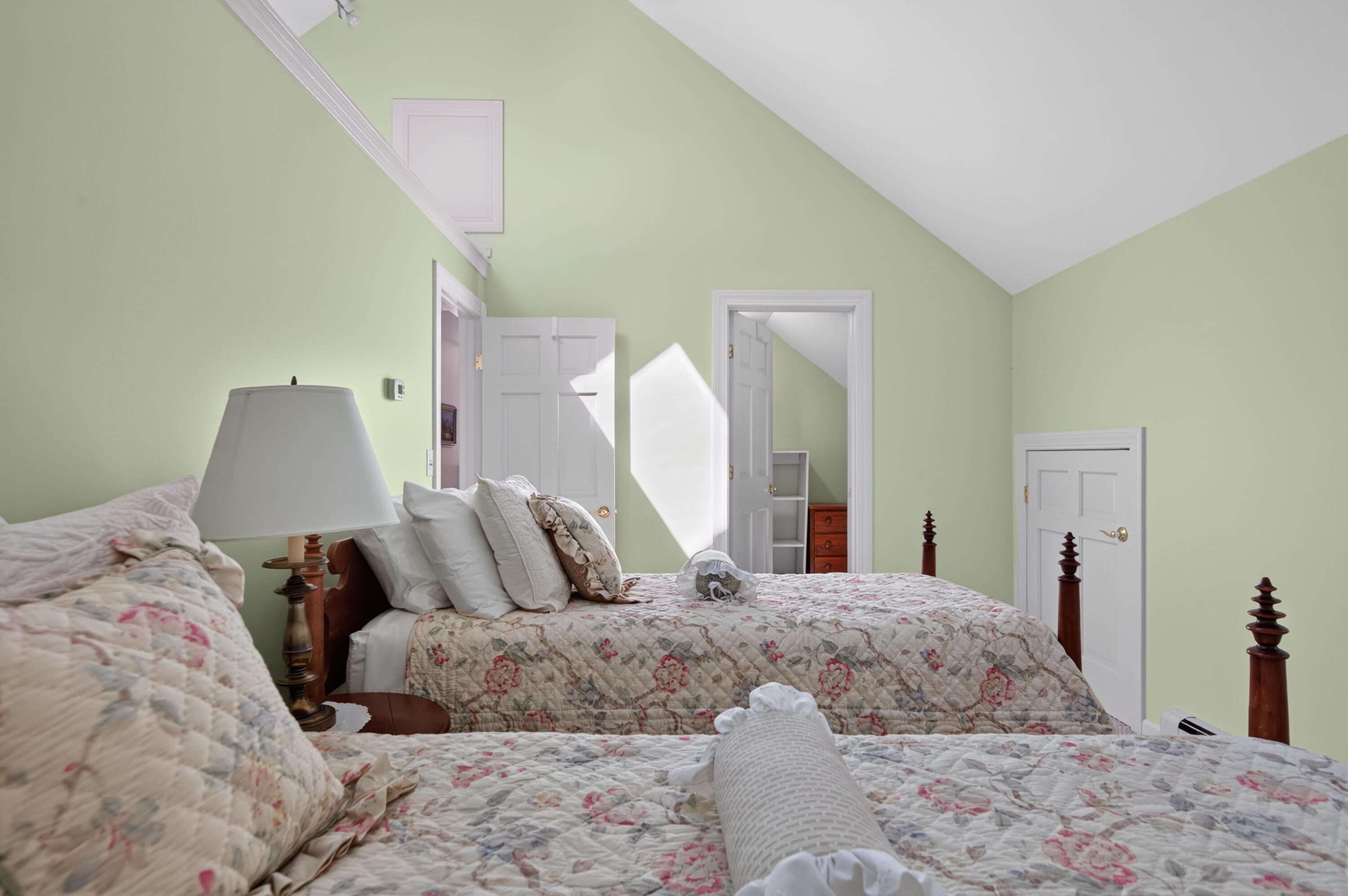 87 E Twitchell Pond Road Property Photo 40