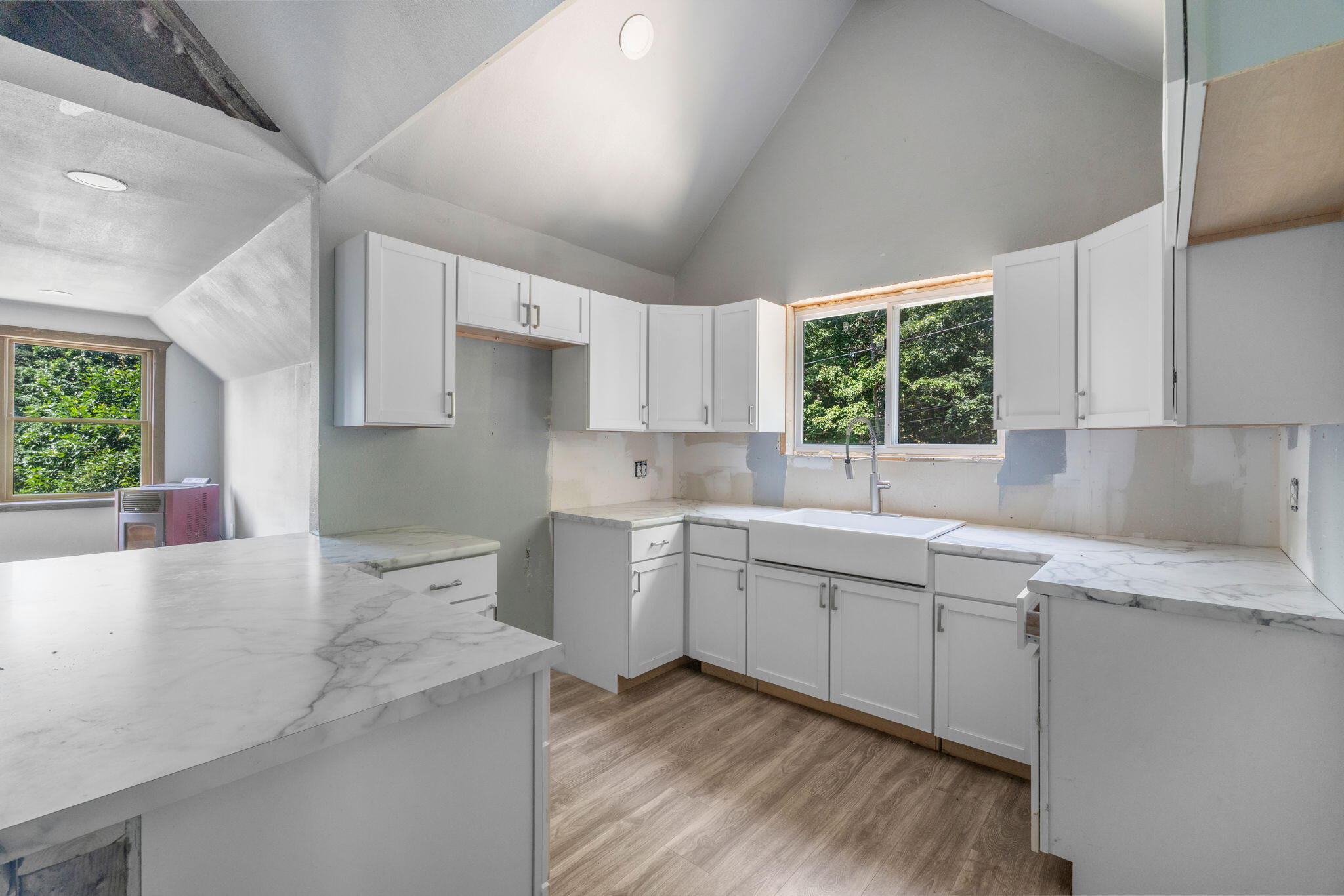 524 Oak Hill Road Property Photo 47