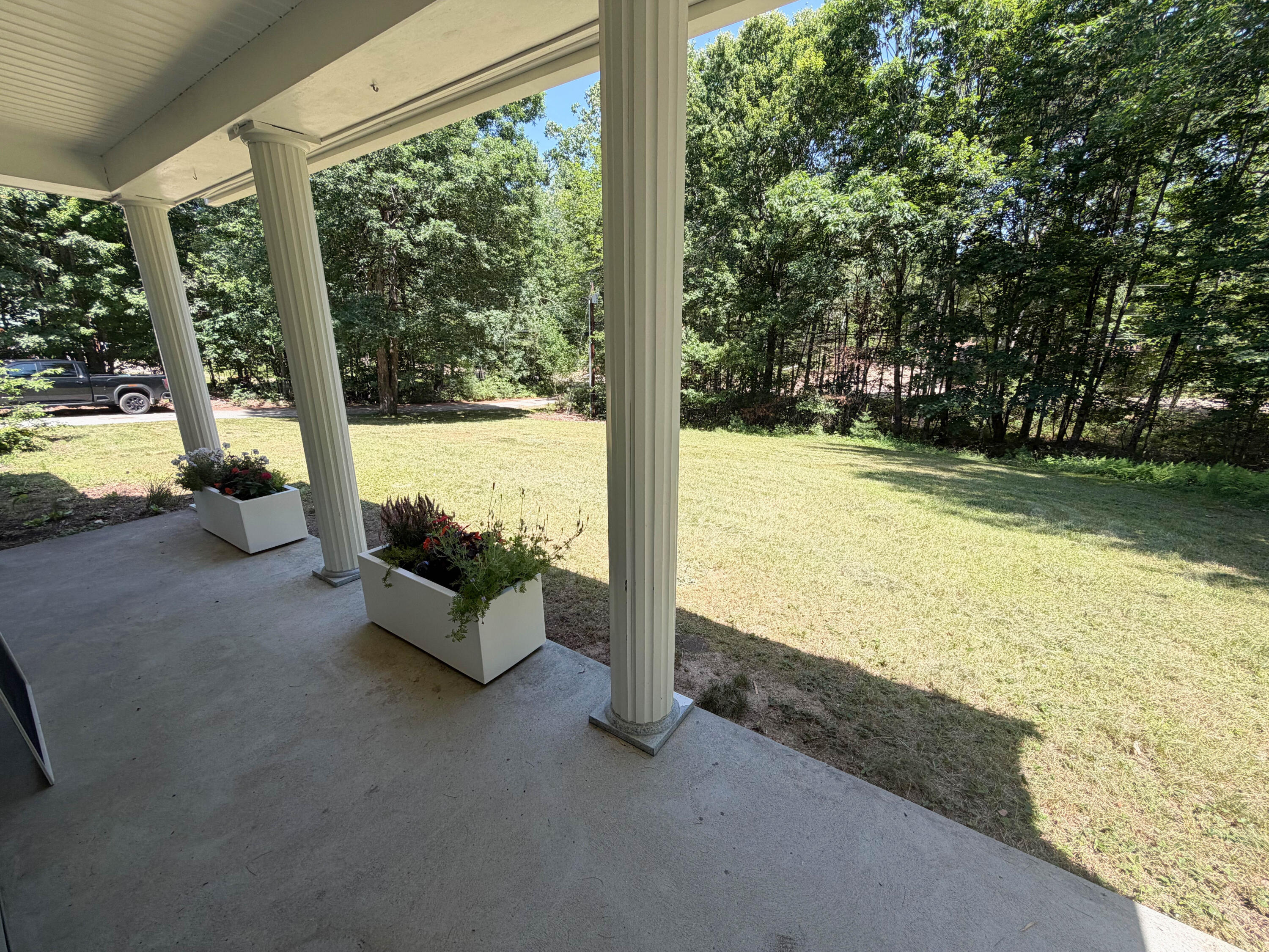 31 Russell Road Property Photo 8