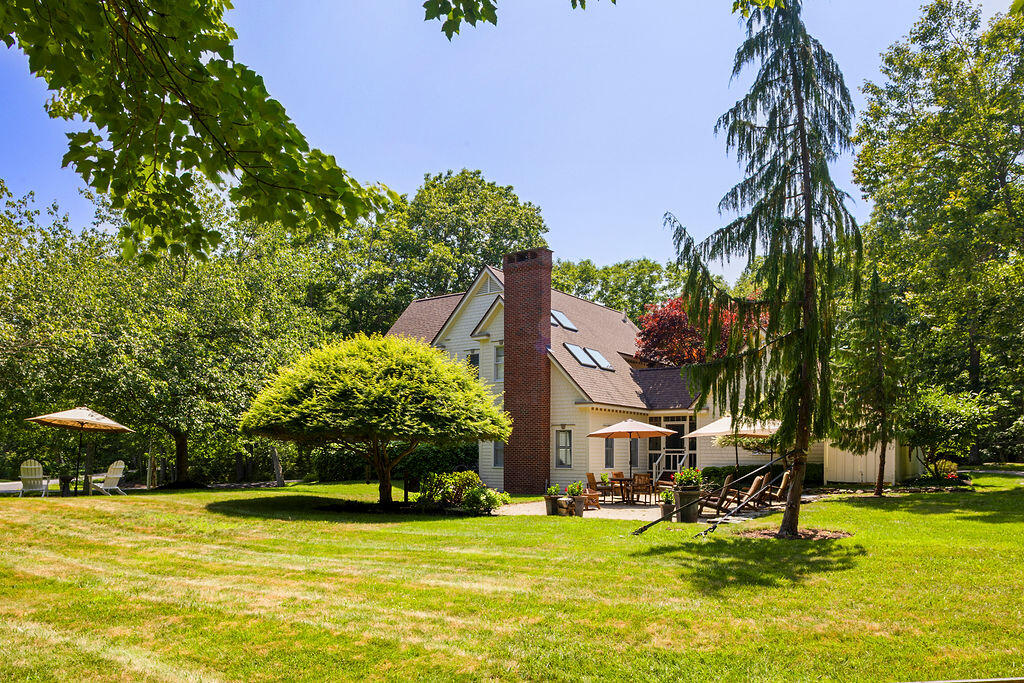 23 Elizabethan Drive Property Photo 10