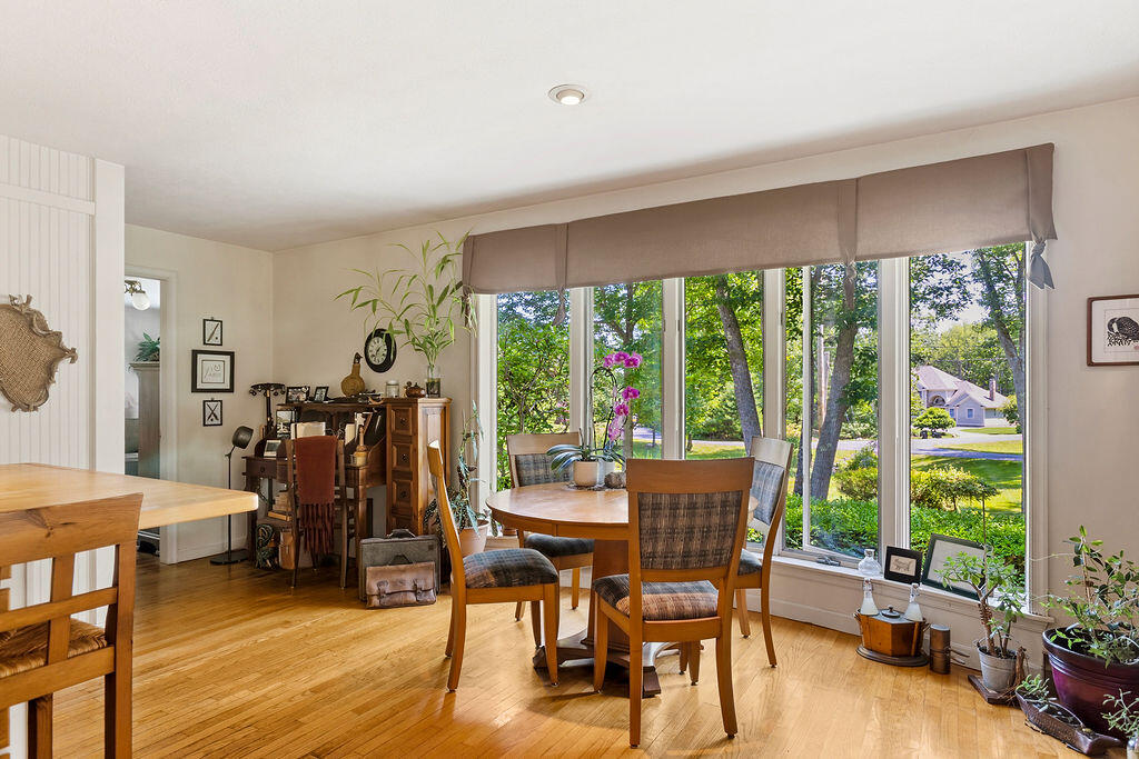 23 Elizabethan Drive Property Photo 20