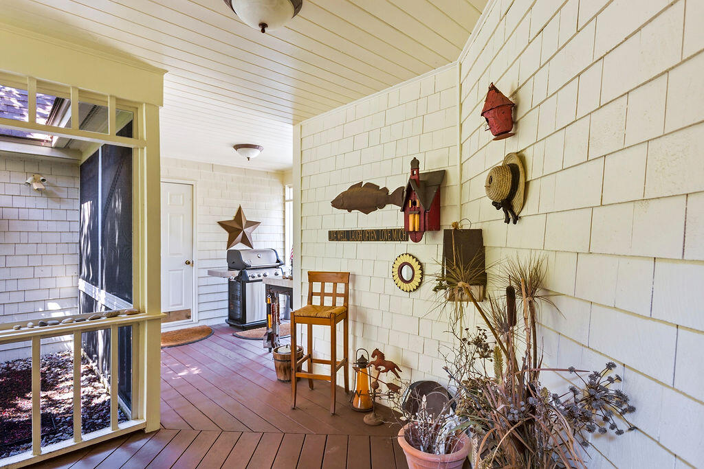 23 Elizabethan Drive Property Photo 26