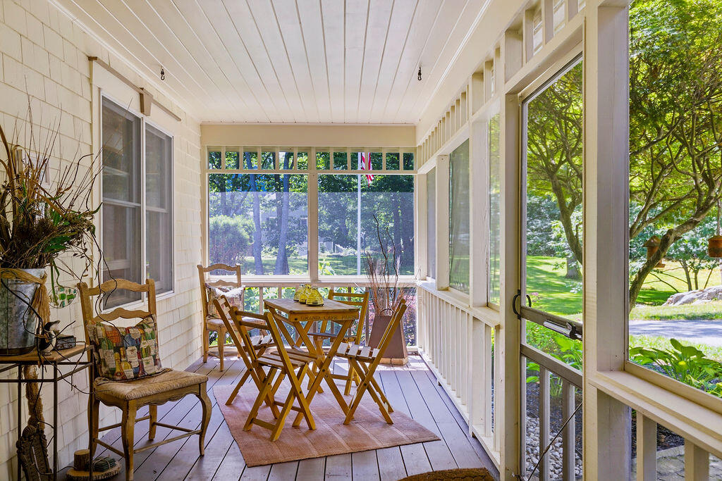 23 Elizabethan Drive Property Photo 37