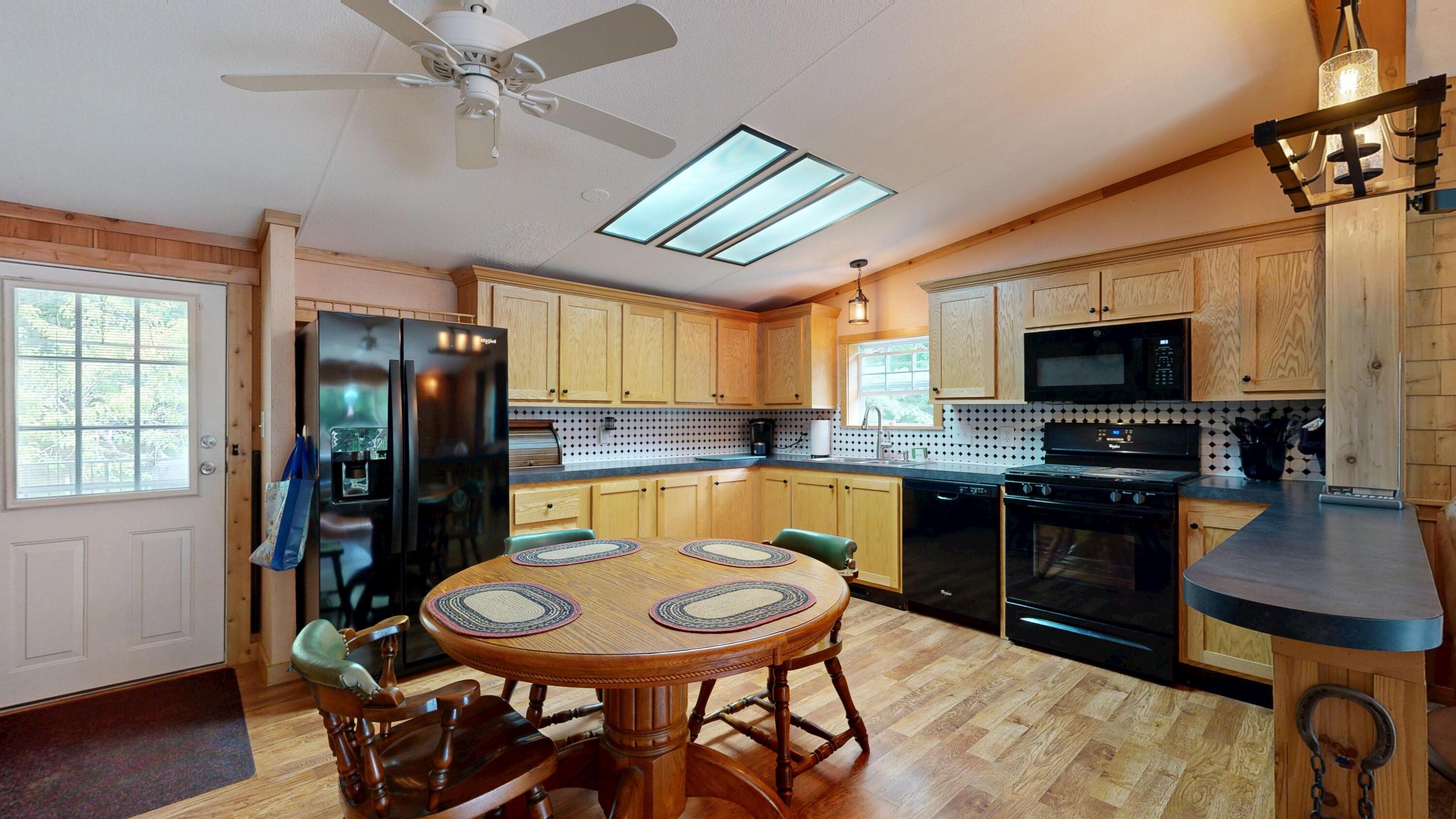 65 Blue Road Property Photo 11