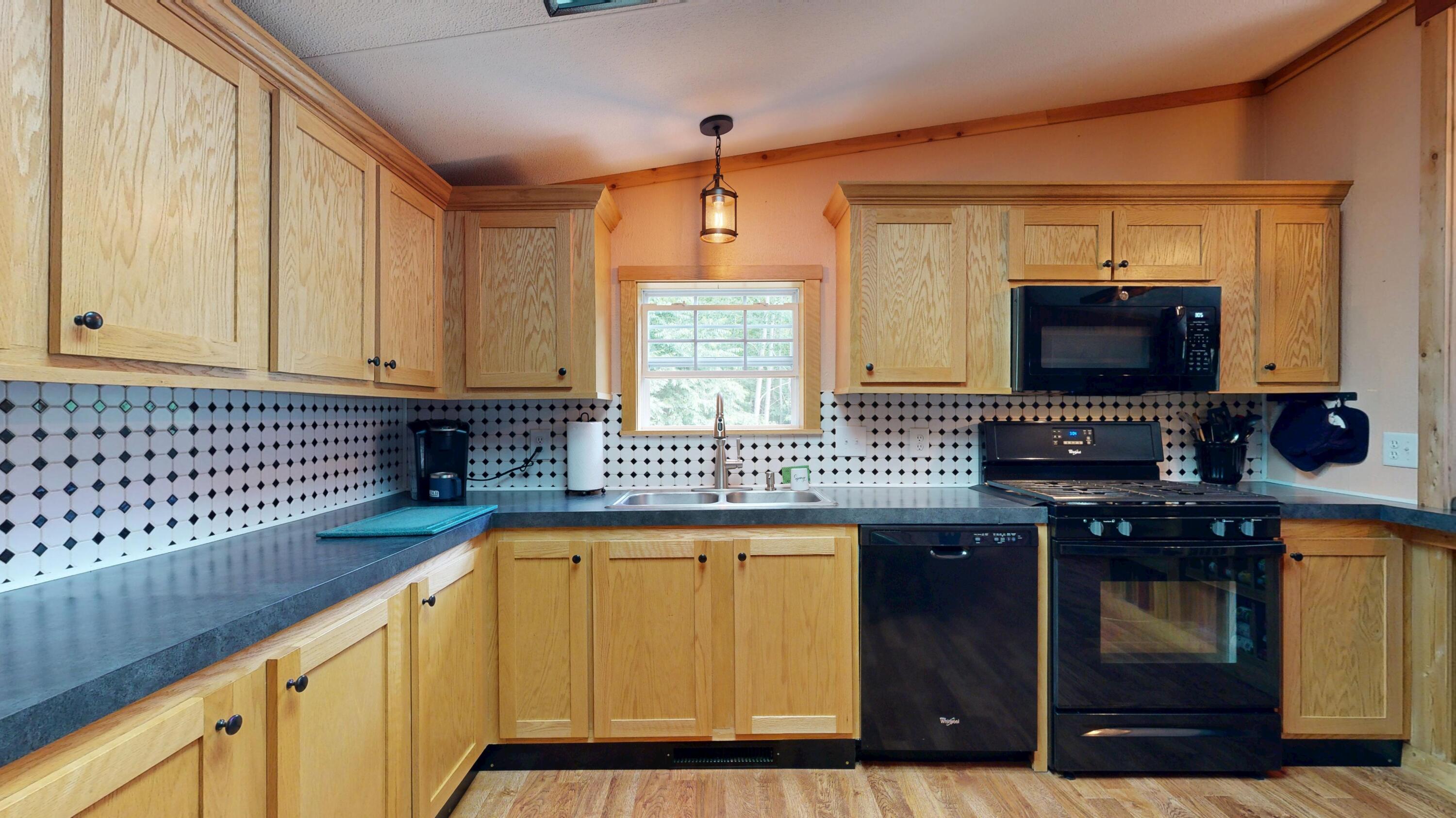 65 Blue Road Property Photo 15