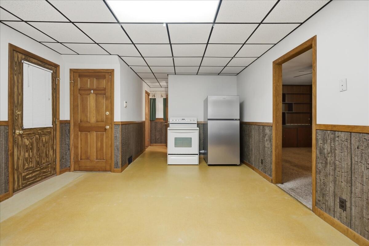 188 Second Street Property Photo 8