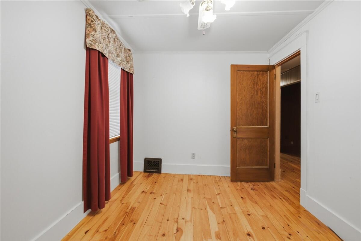 188 Second Street Property Photo 34
