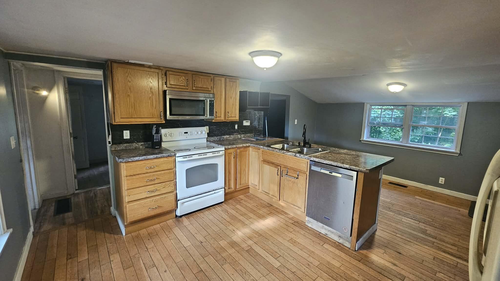 48 Gary Street Property Photo 9