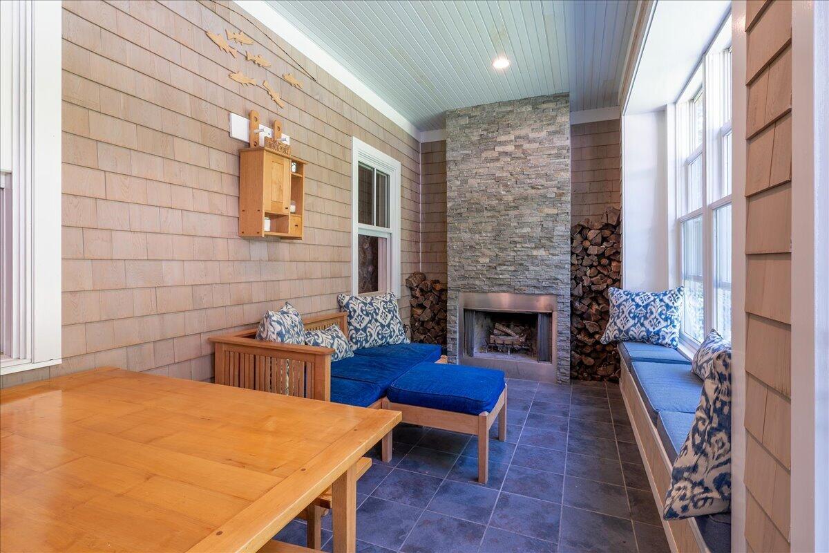 33 Shibles Lane Property Photo 25