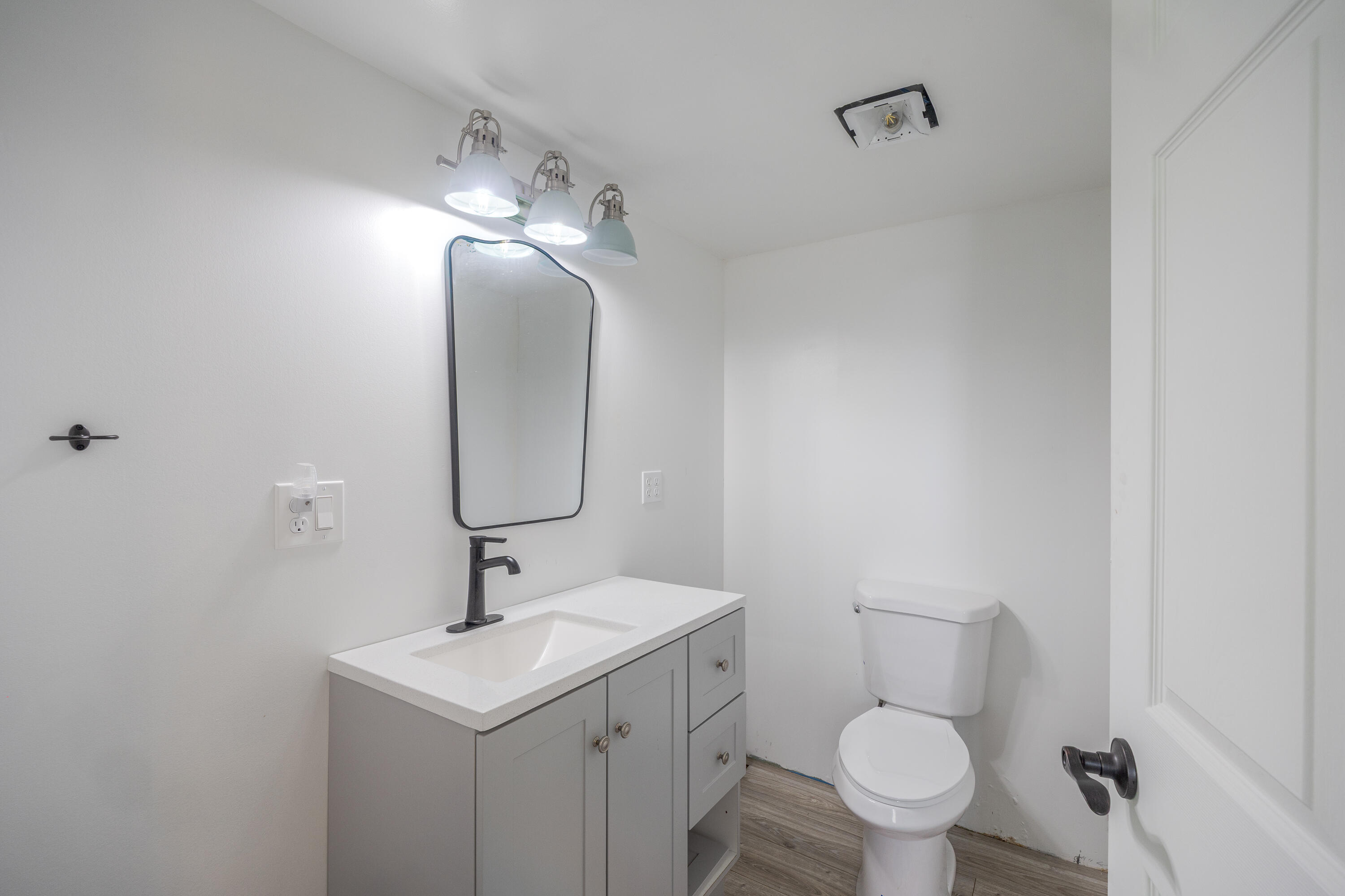 2211 U.s. 1 Property Photo 28