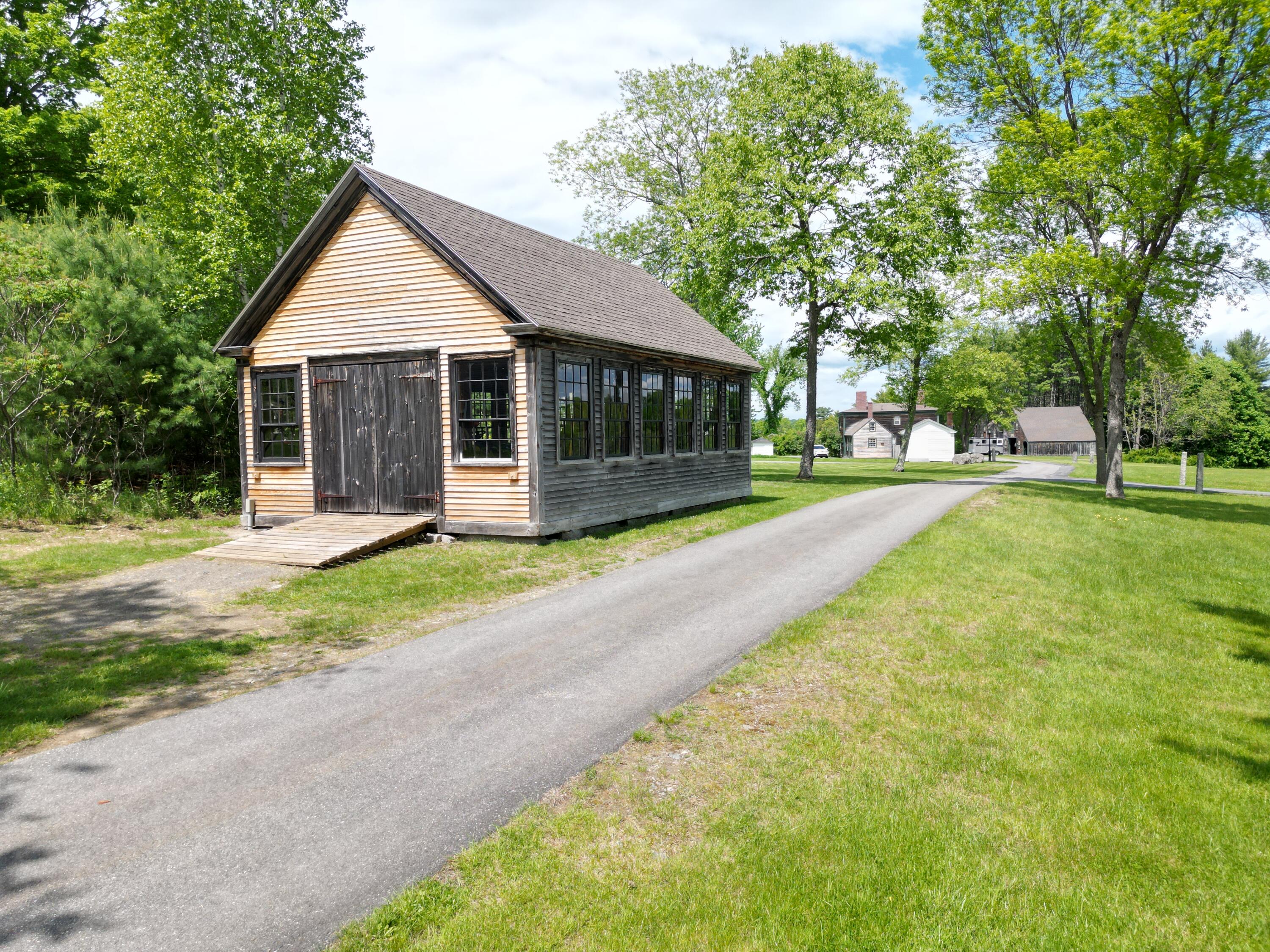 1090 Pittston School Street Property Photo 85