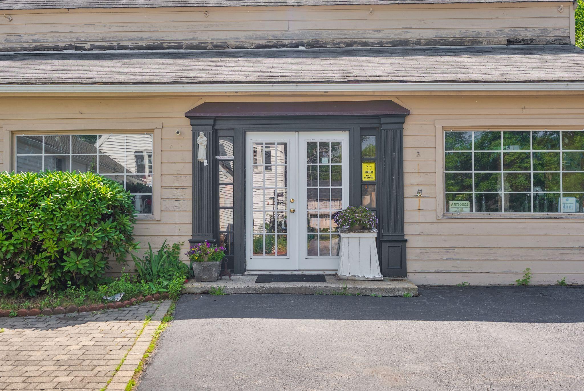 2023 Post Road Property Photo 6