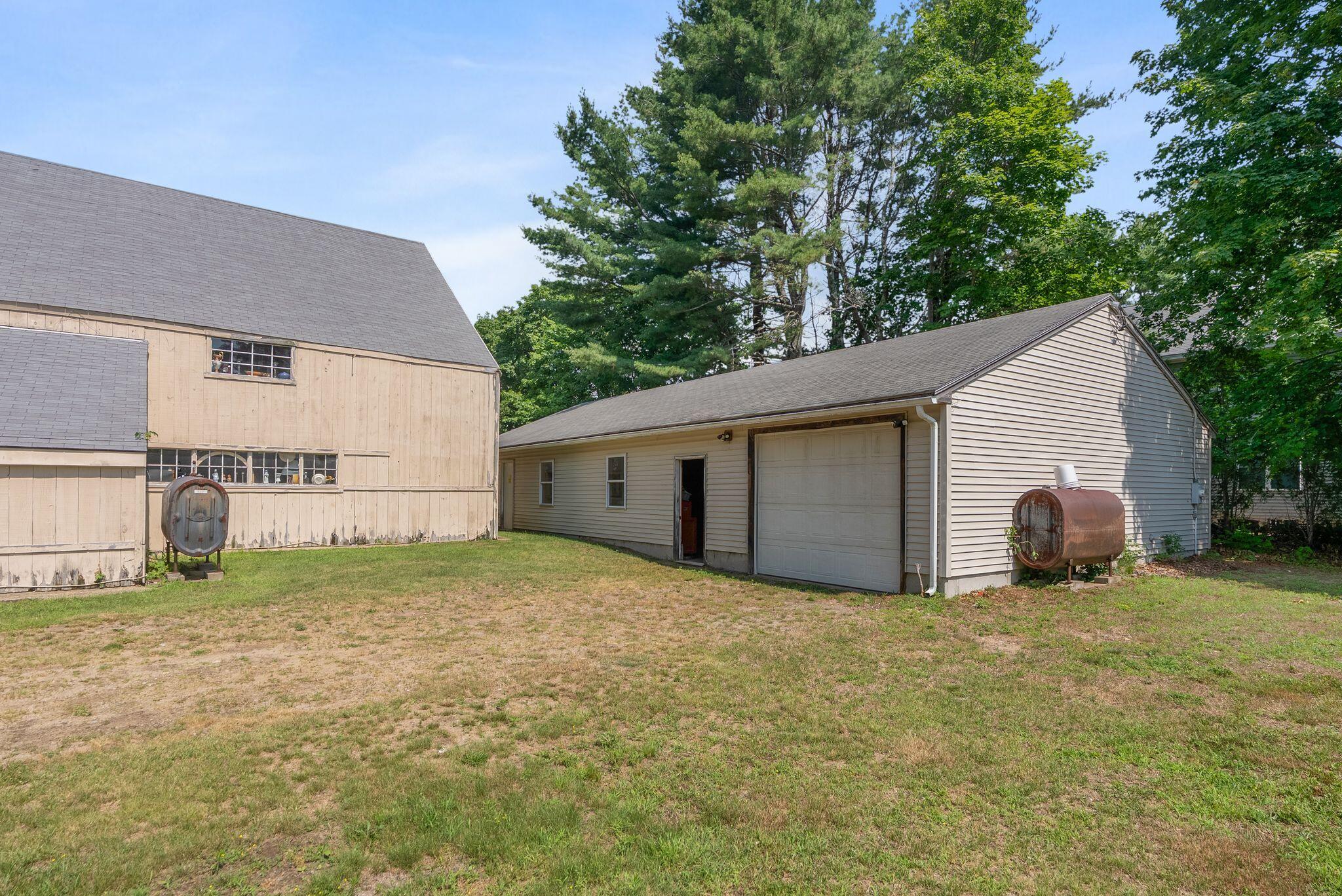 2023 Post Road Property Photo 24