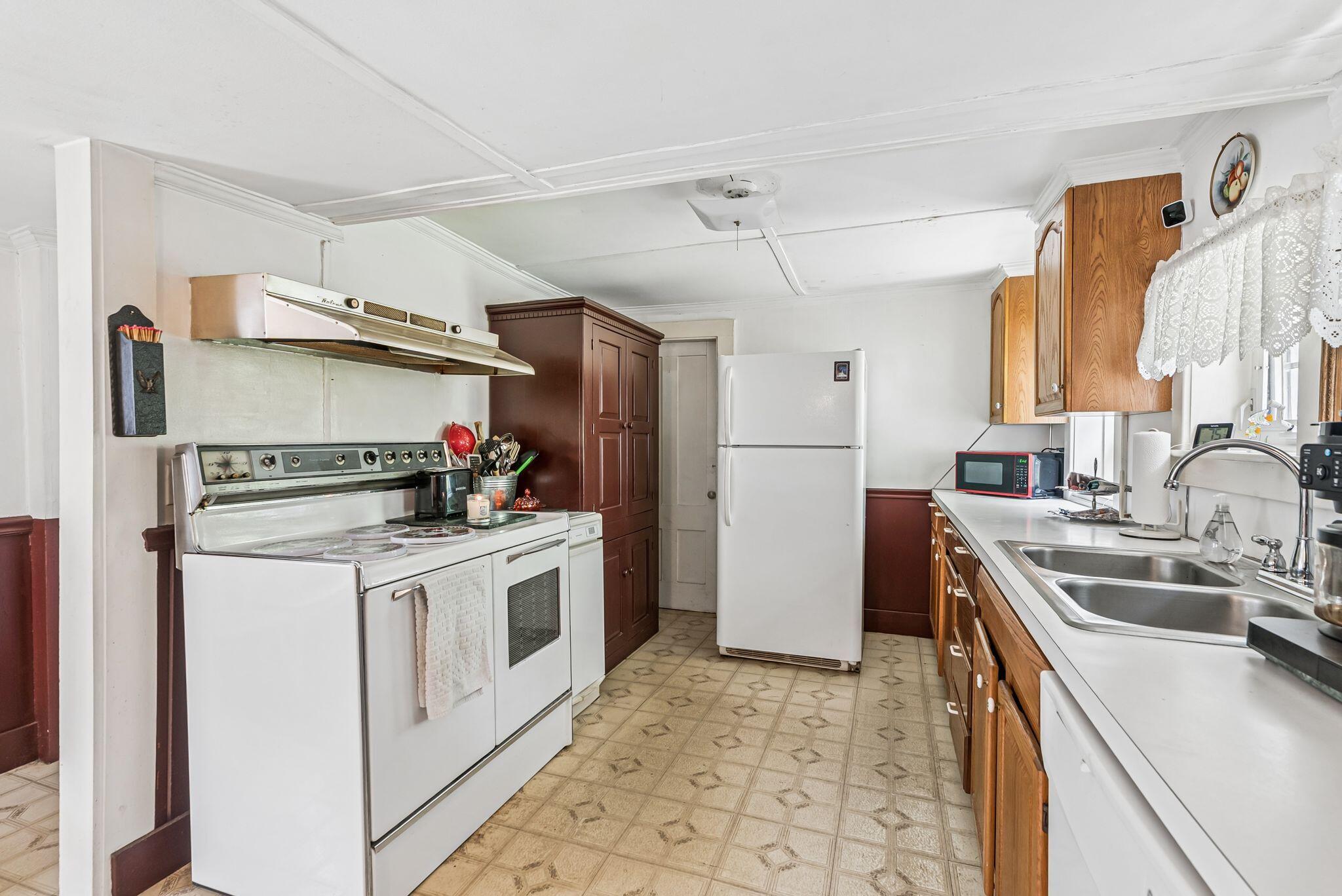 2023 Post Road Property Photo 55