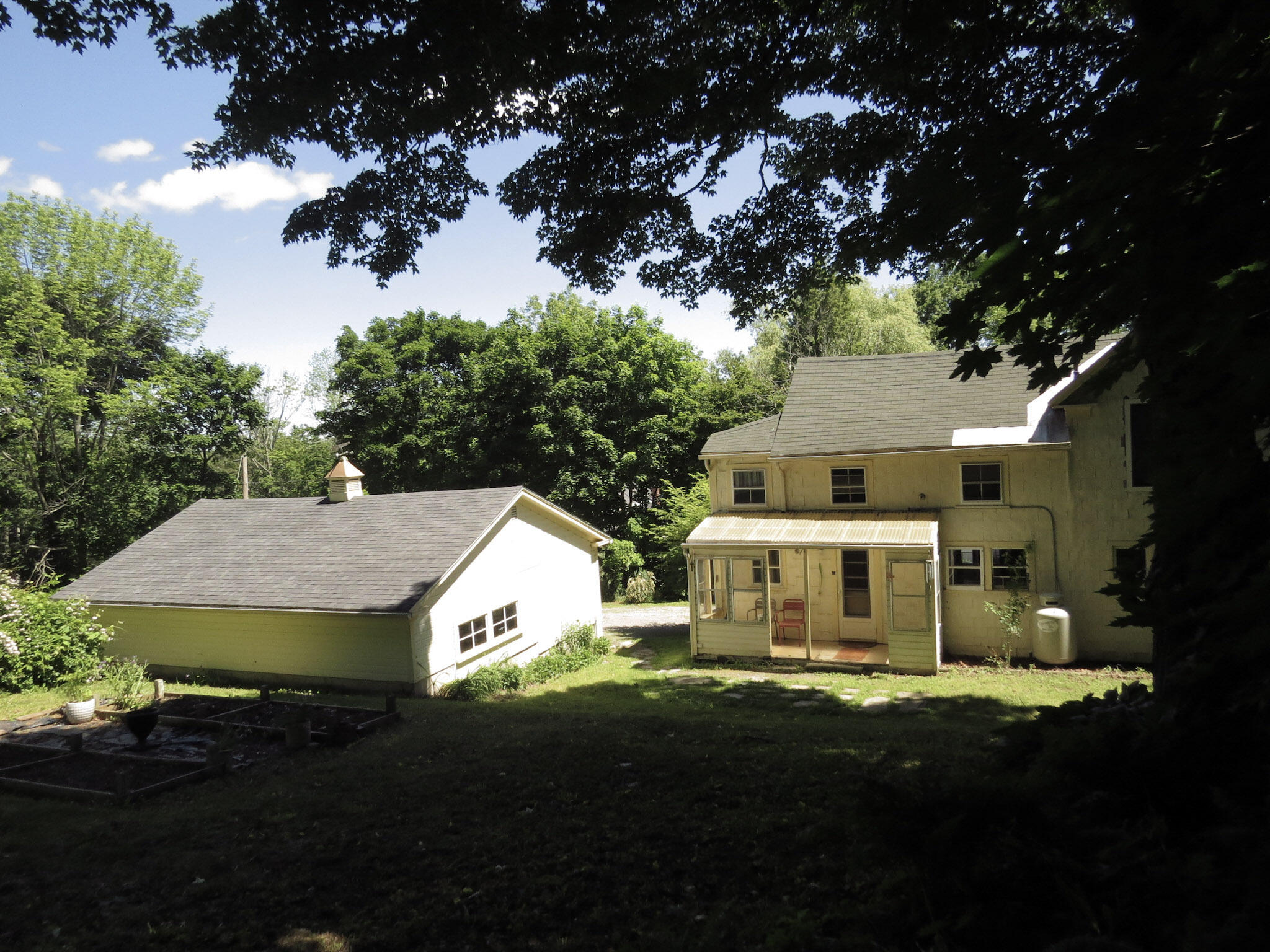 25 Charles Street Property Photo 4