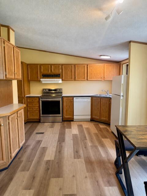 757 Main Street Property Photo 4