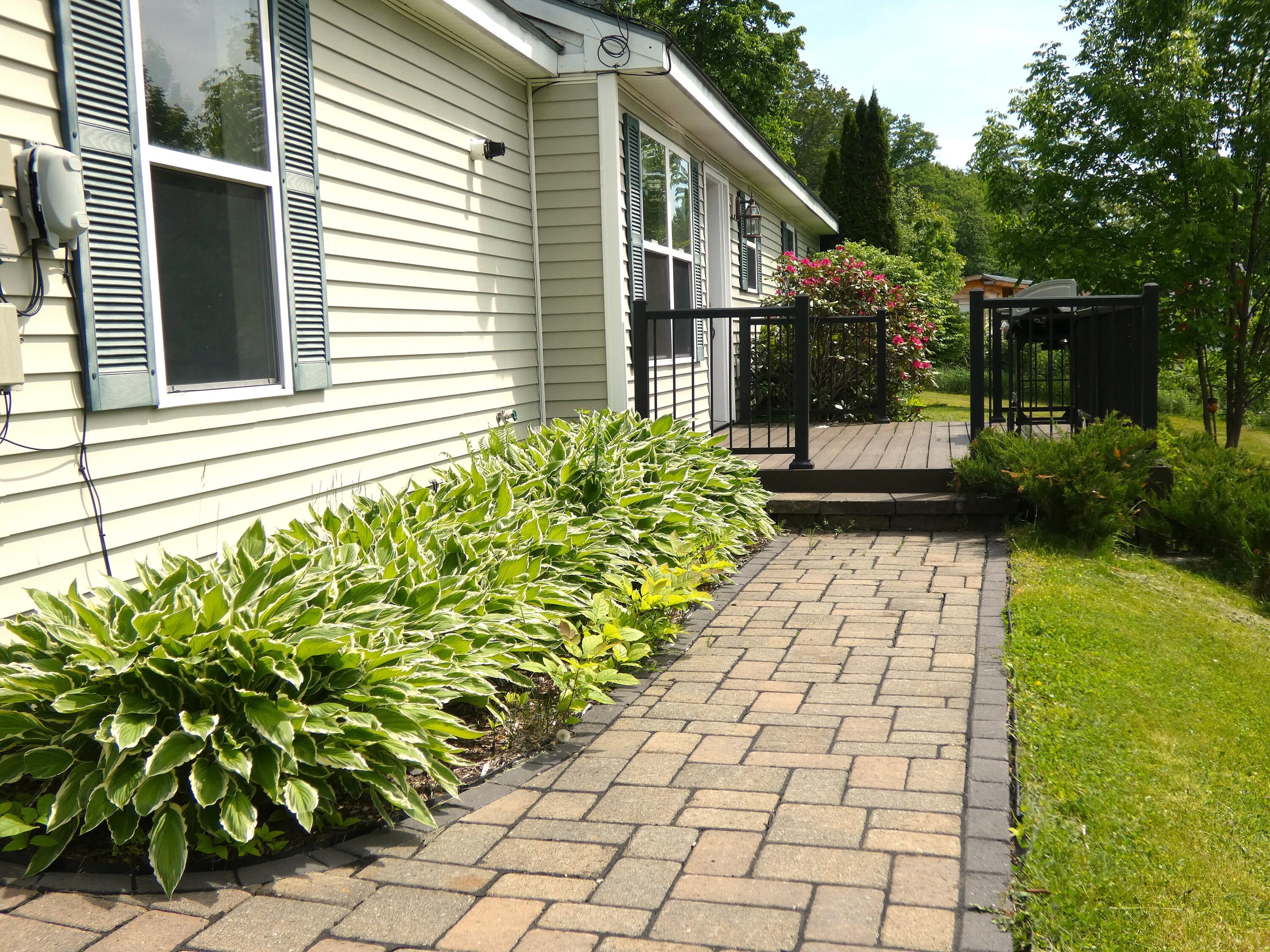 22 Eric Road Property Photo 23