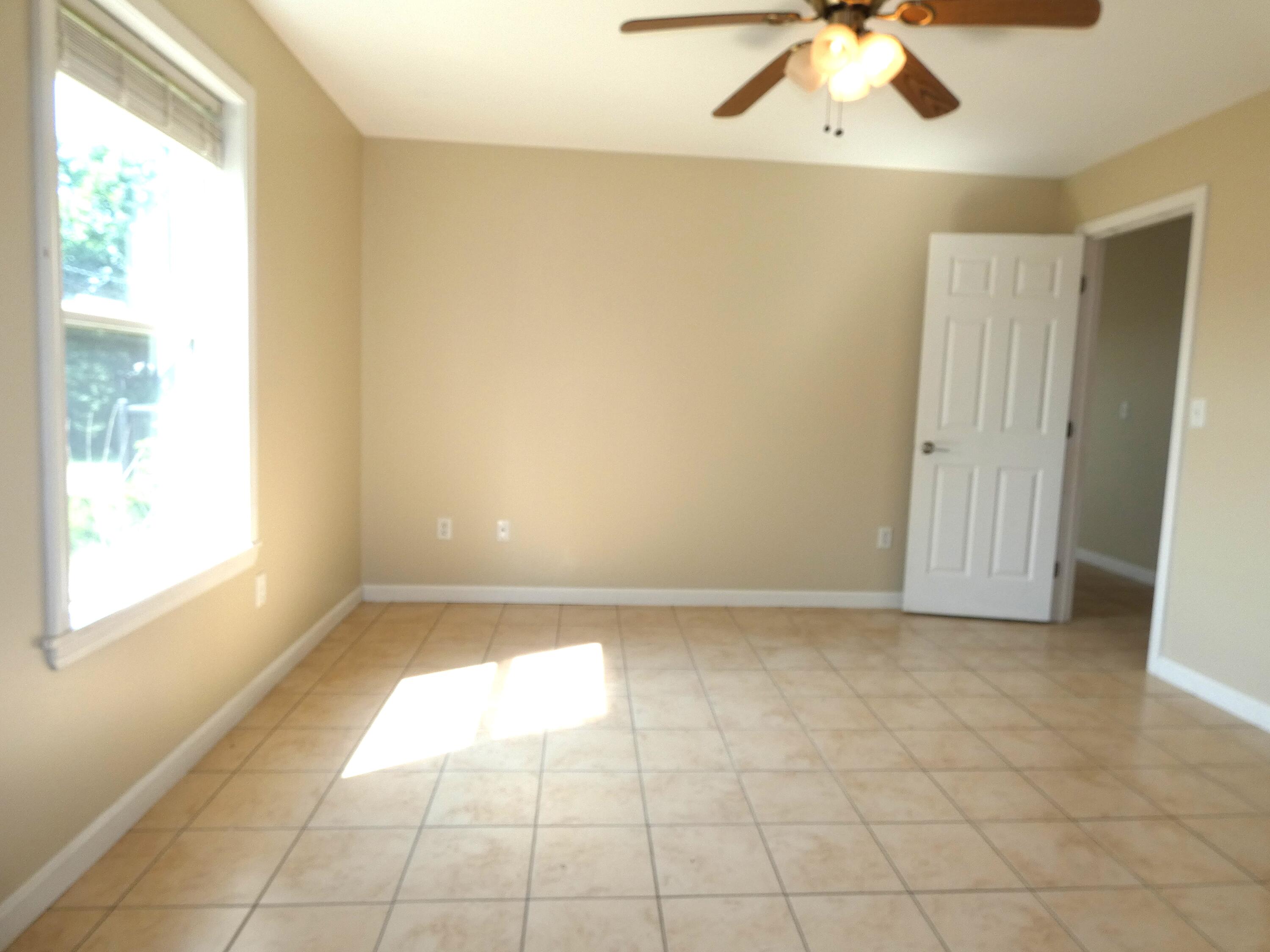 22 Eric Road Property Photo 31