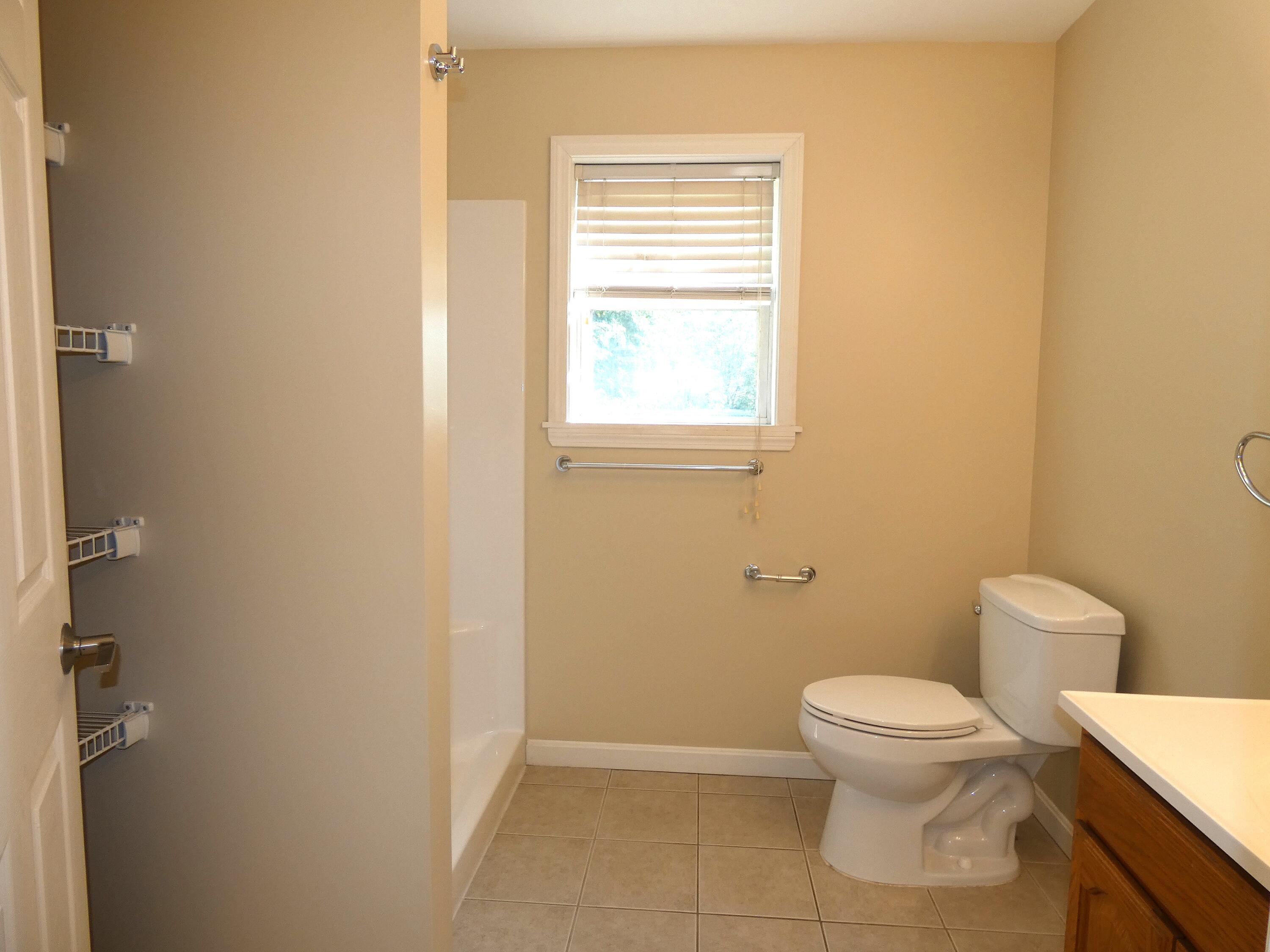 22 Eric Road Property Photo 33